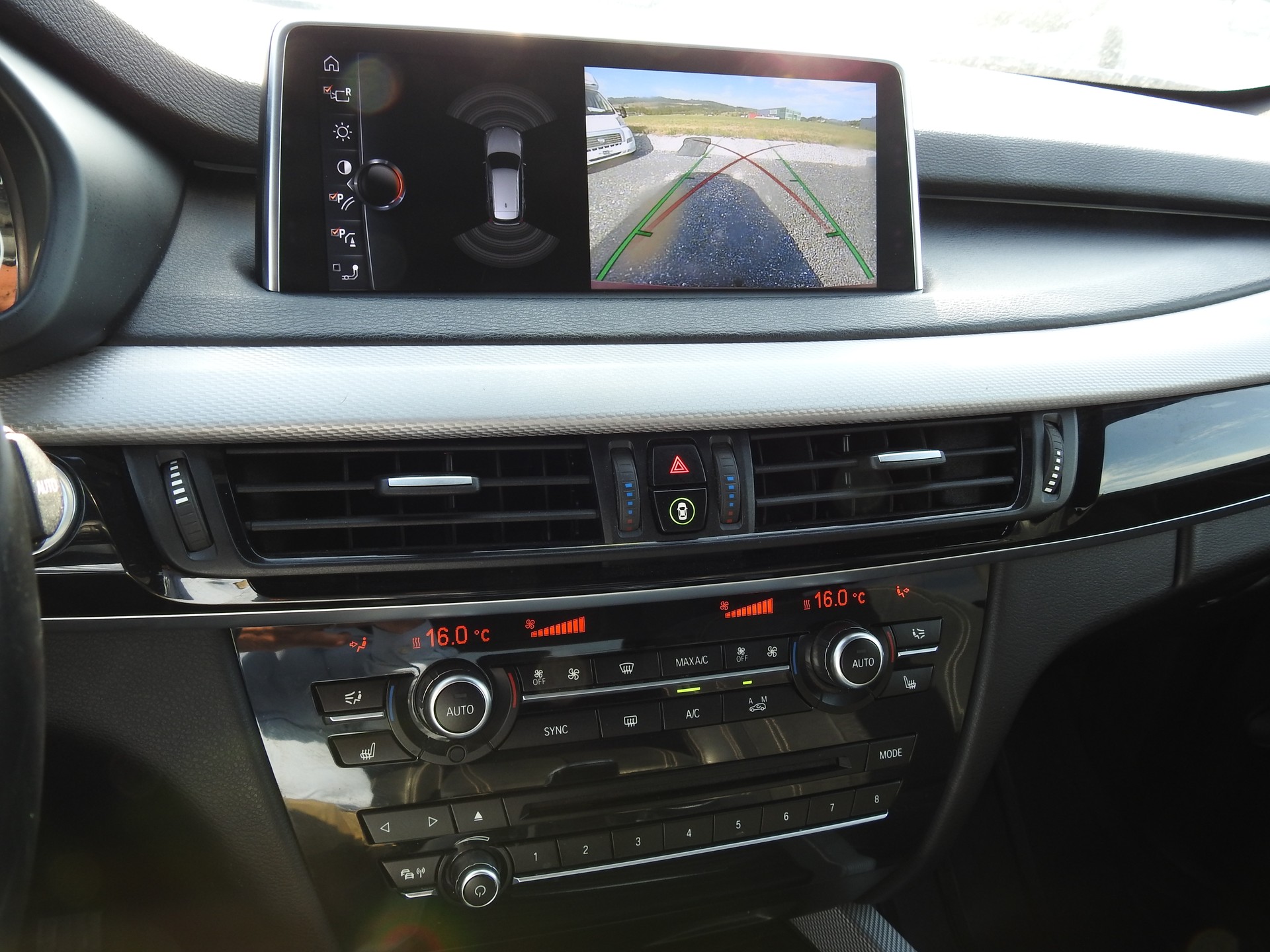 BMW X5 xDrive 30d Steptronic M-Paket-image-24