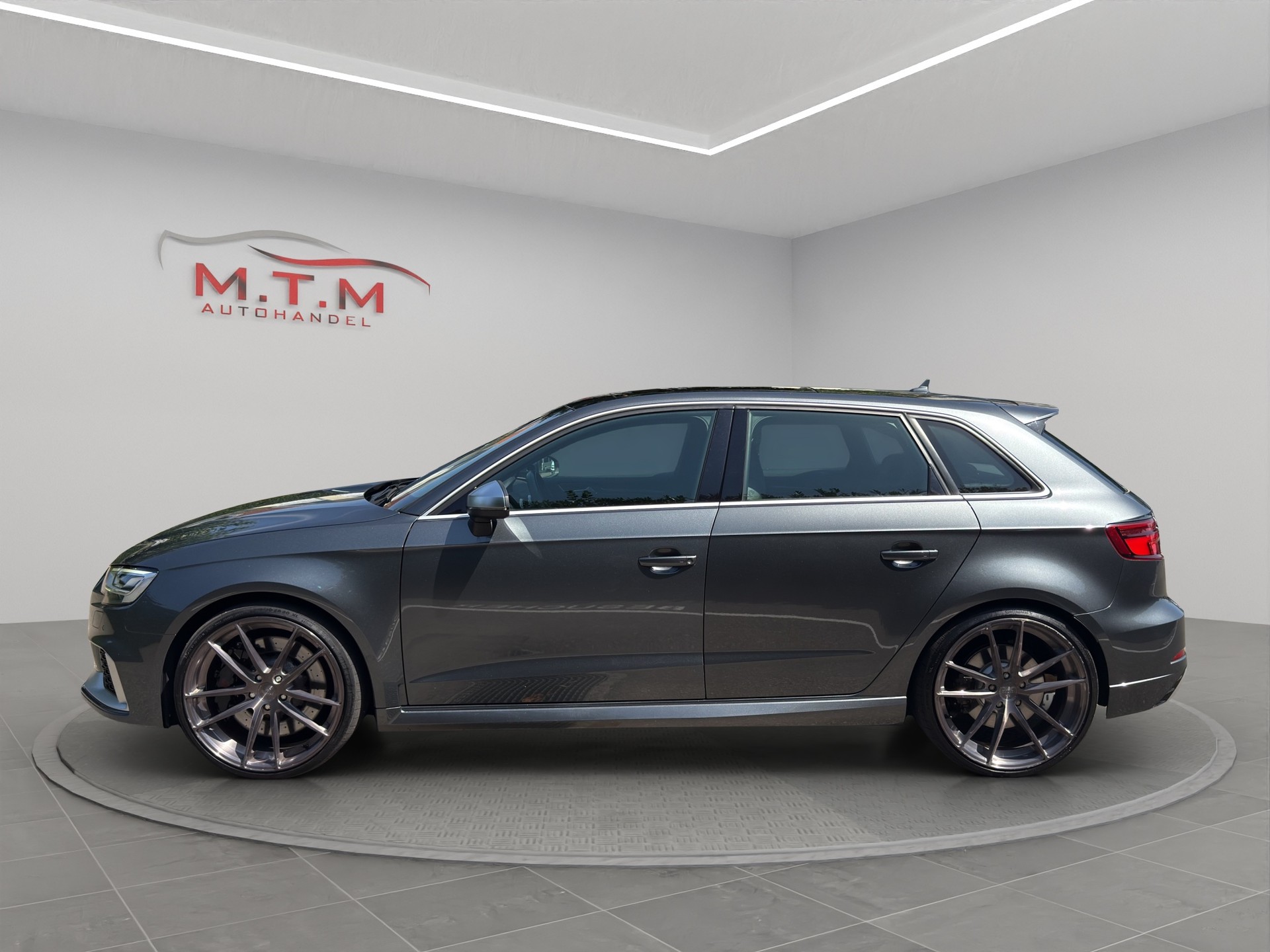 AUDI RS3 Sportback 2.5 TSI quattro S-tronic-image-7