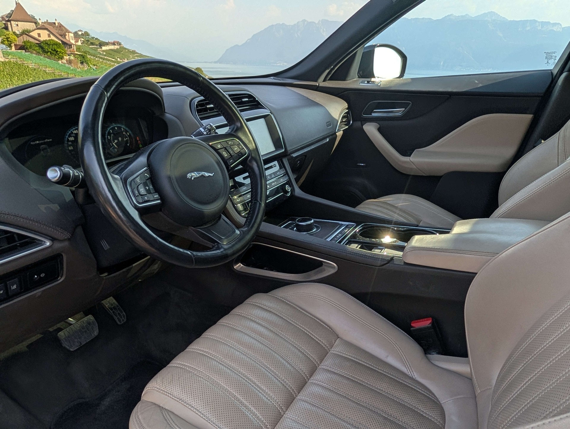 JAGUAR 3.0 V6 S/C Prestige AWD-image-2