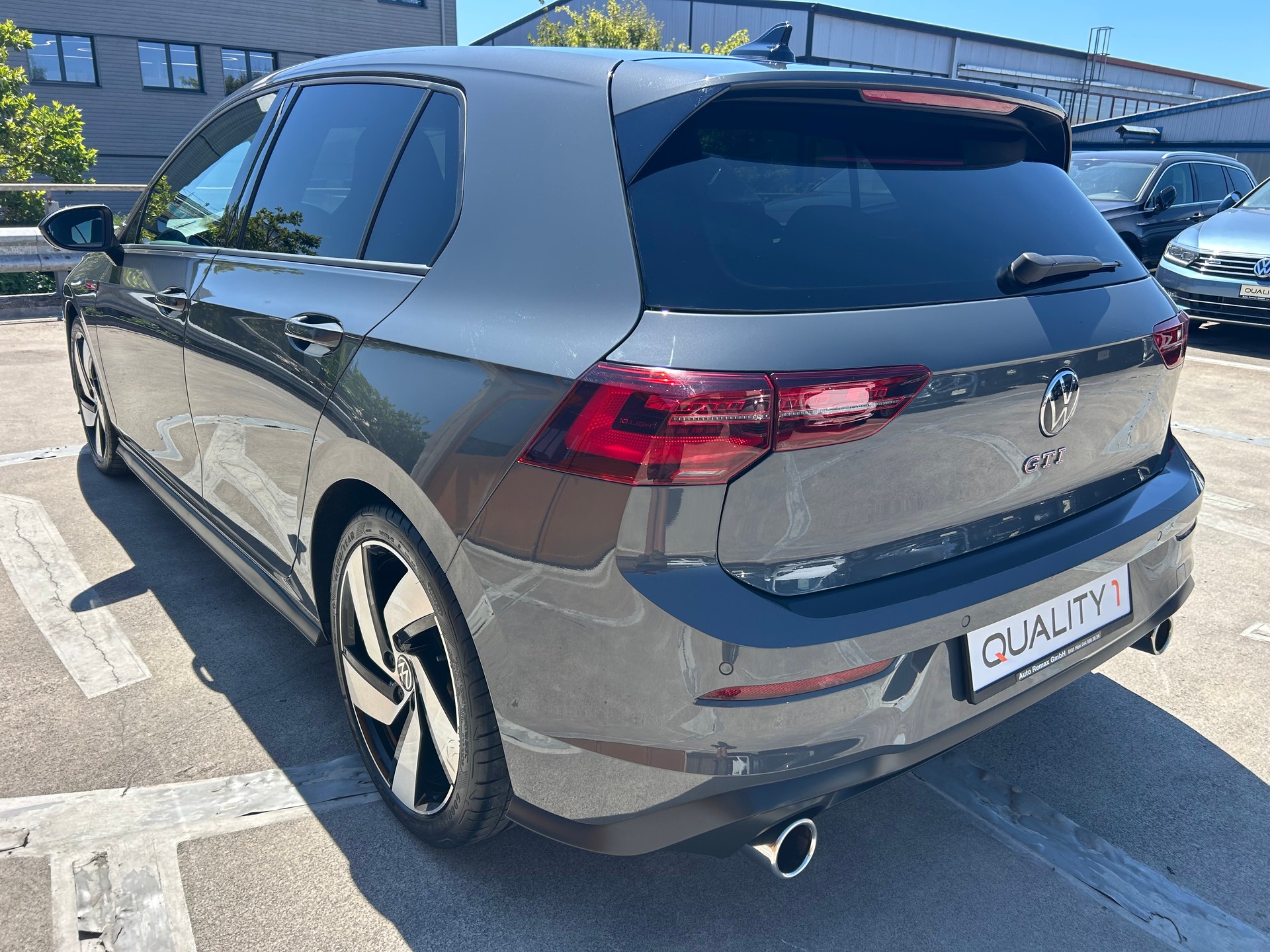 VW Golf 2.0 TSI GTI DSG-showroom-element-2