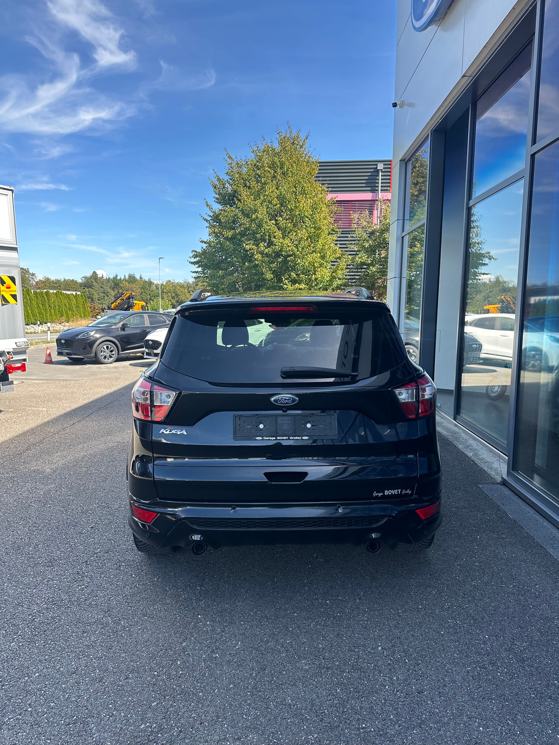 FORD Kuga 2.0 TDCi 150 ST-Line FPS-image-4