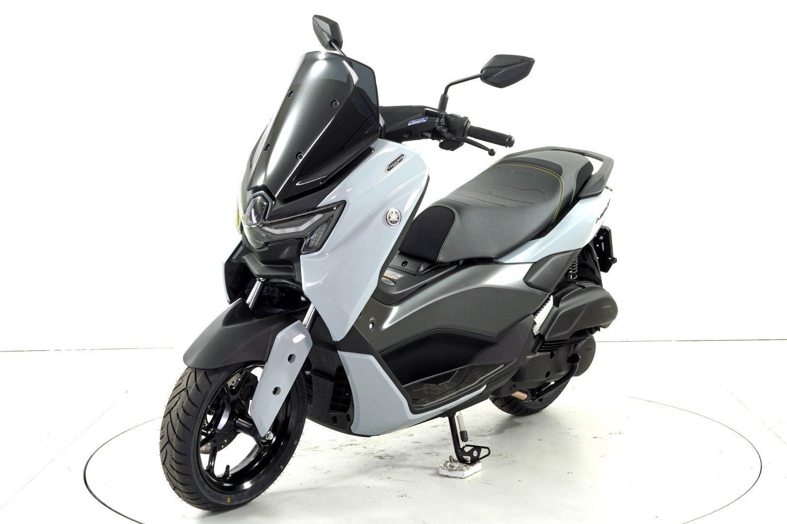 YAMAHA N-MAX 125 TechMax-image-2