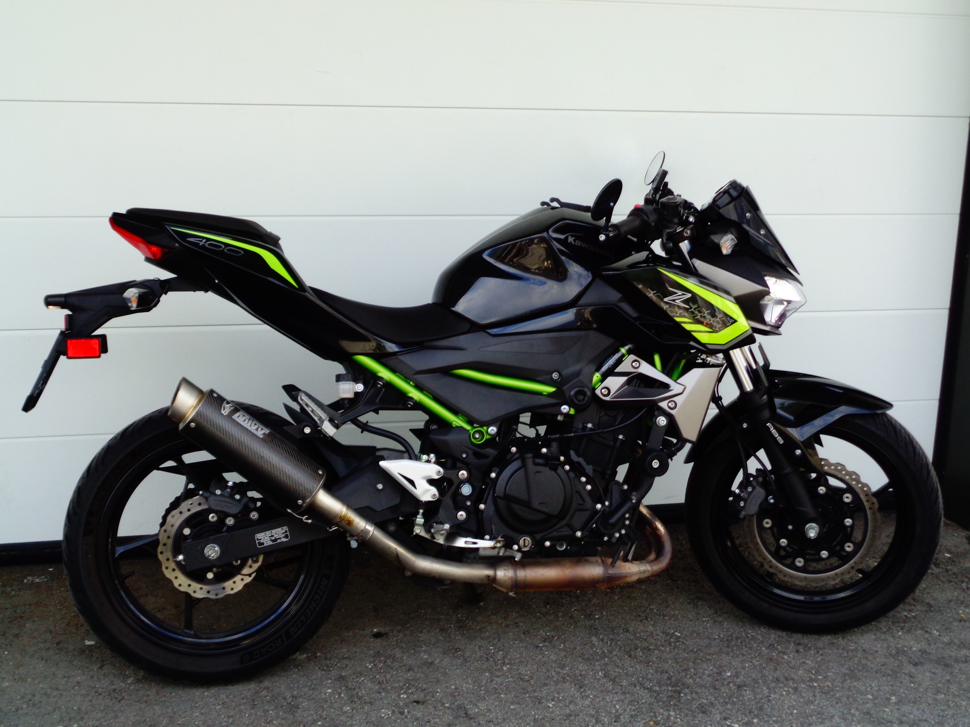 KAWASAKI Z 400 ABS-showroom-element-2