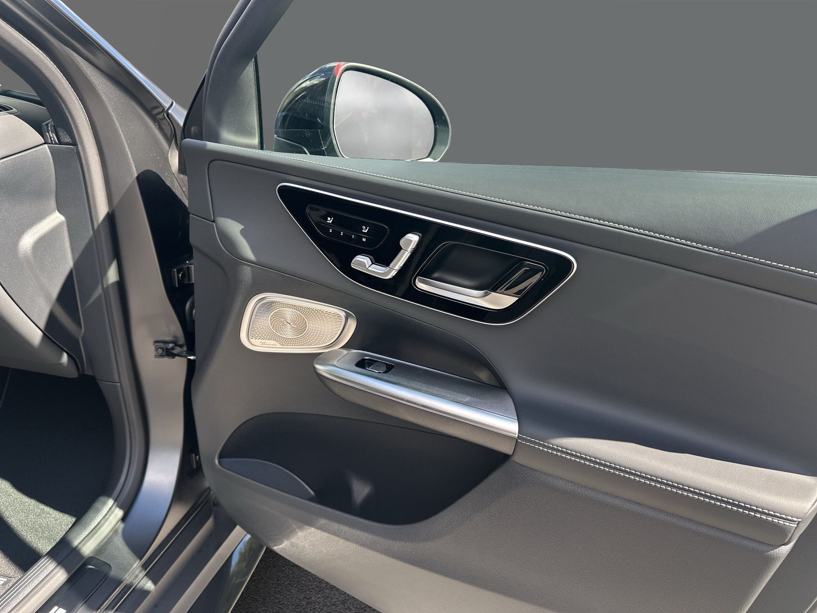 MERCEDES-BENZ GLC Coupé 53 AMG 4Matic+ Golden Accents Paket-image-16