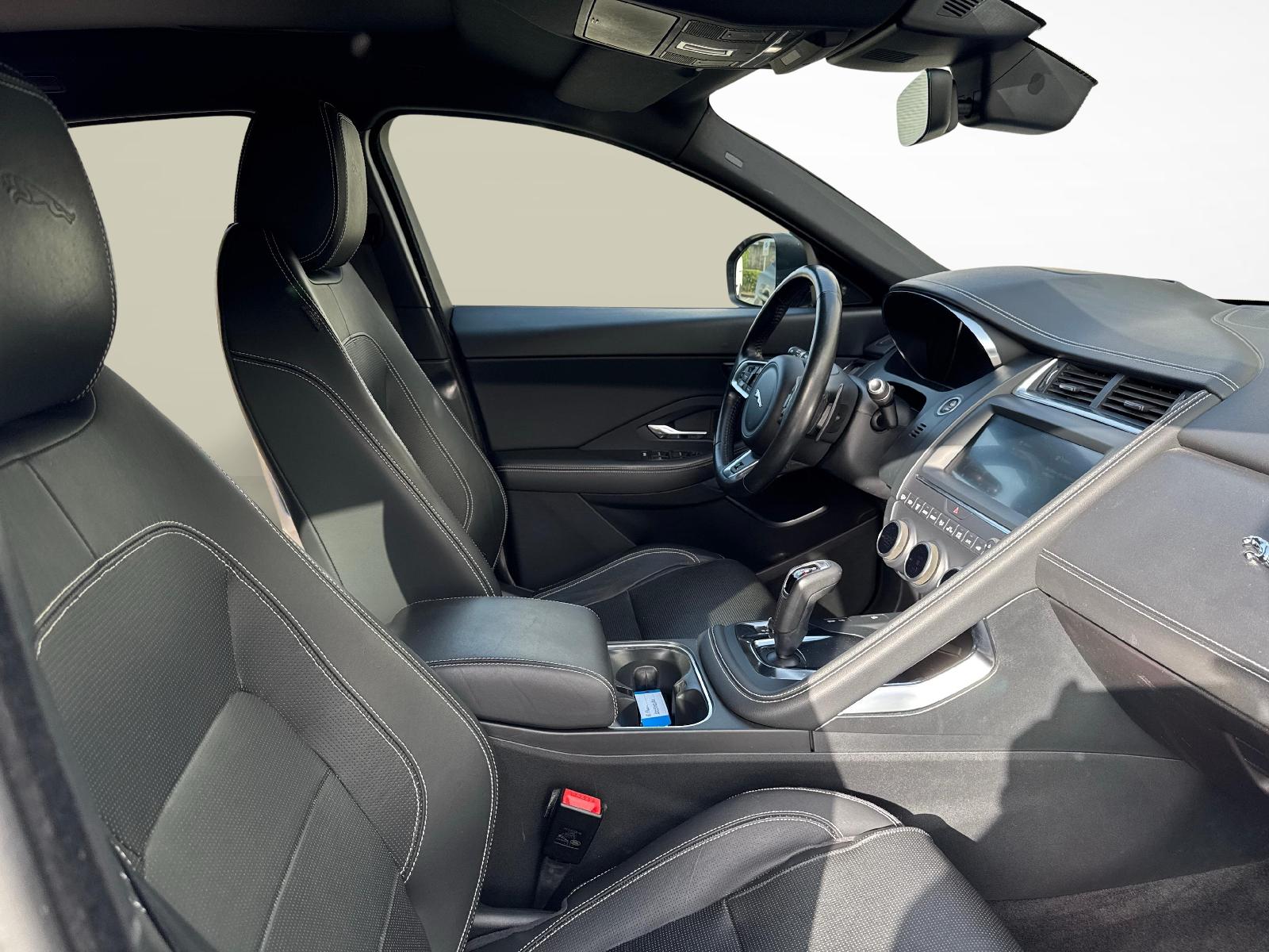 JAGUAR E-Pace 2.0 T 250 R-Dynamic HSE AWD-image-9