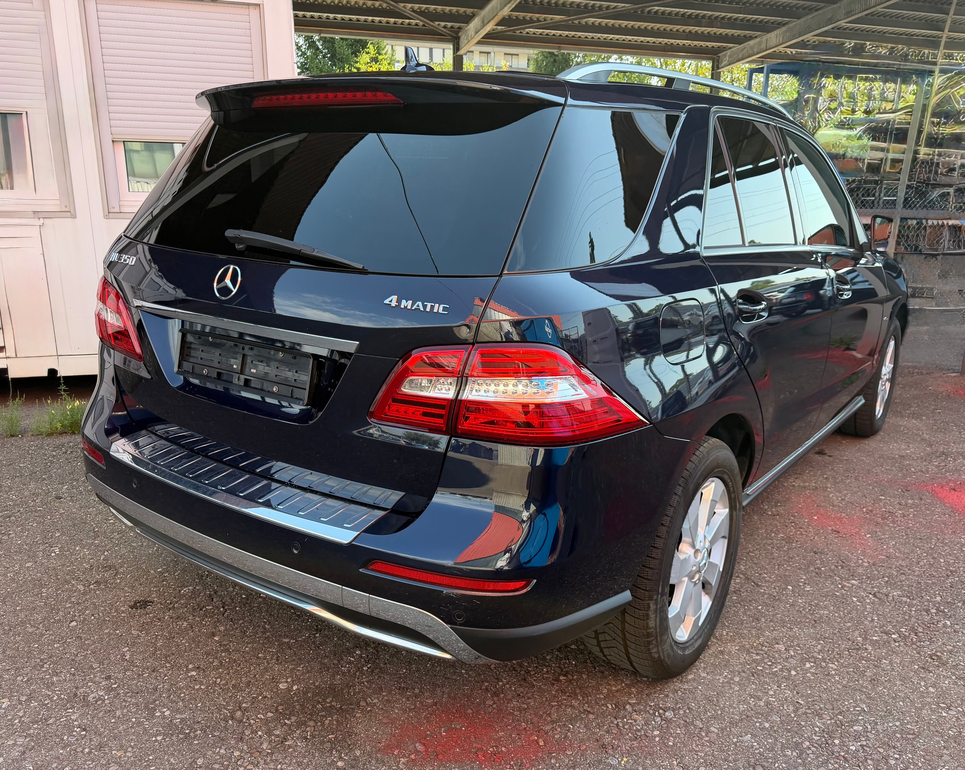 MERCEDES-BENZ ML 350 BlueEfficiency Edition 4Matic 7G-Tronic-image-3