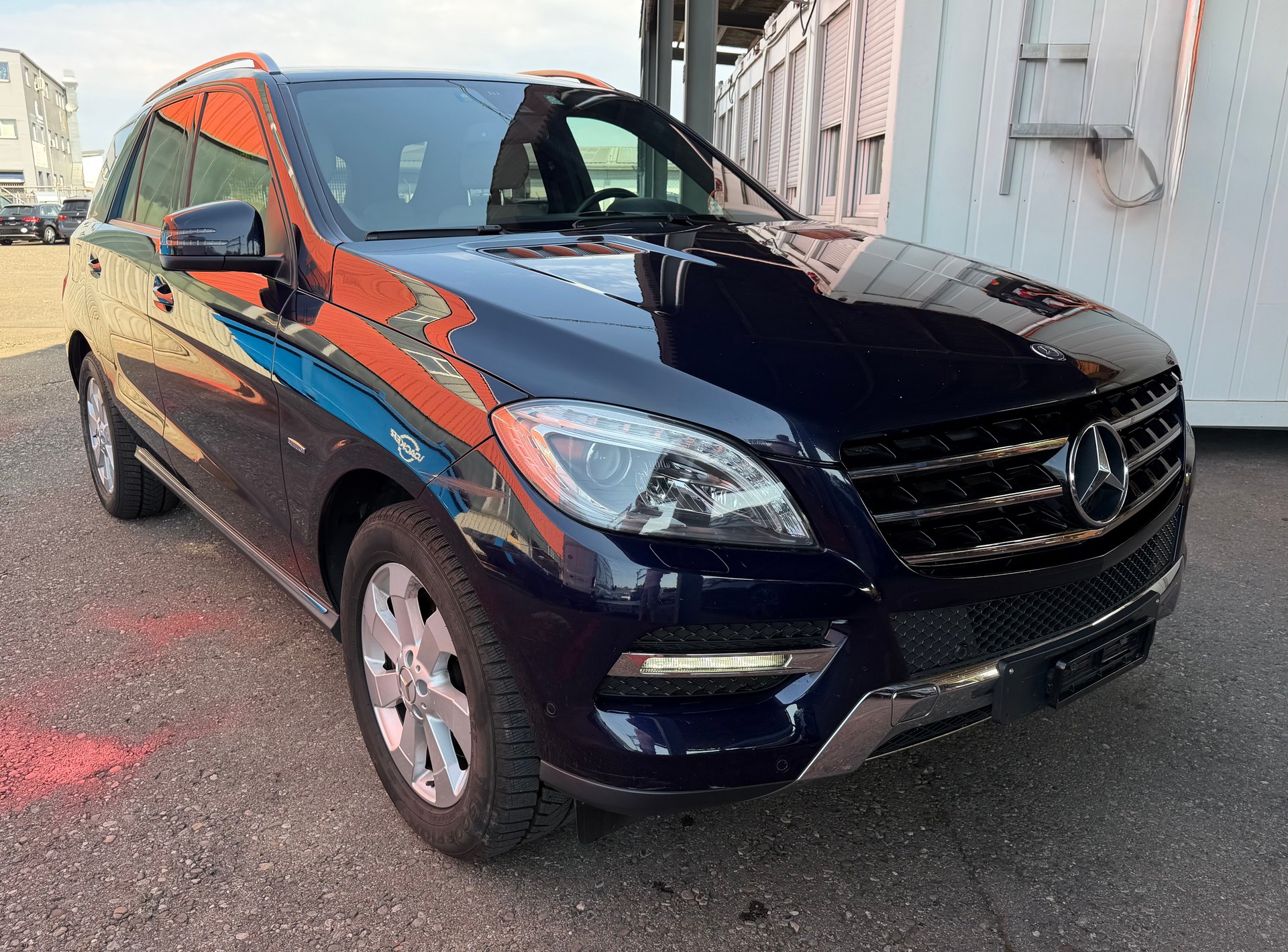 MERCEDES-BENZ ML 350 BlueEfficiency Edition 4Matic 7G-Tronic-image-6
