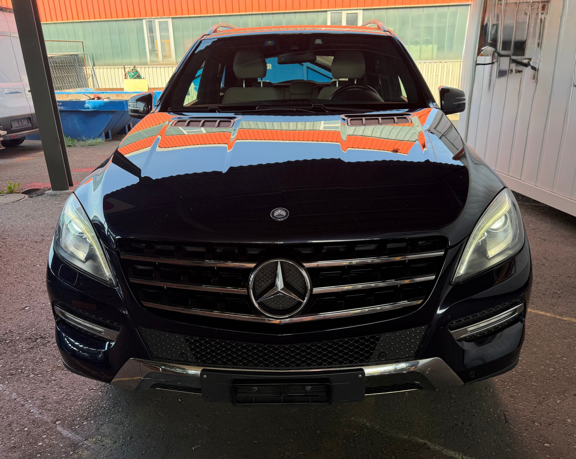 MERCEDES-BENZ ML 350 BlueEfficiency Edition 4Matic 7G-Tronic-image-2