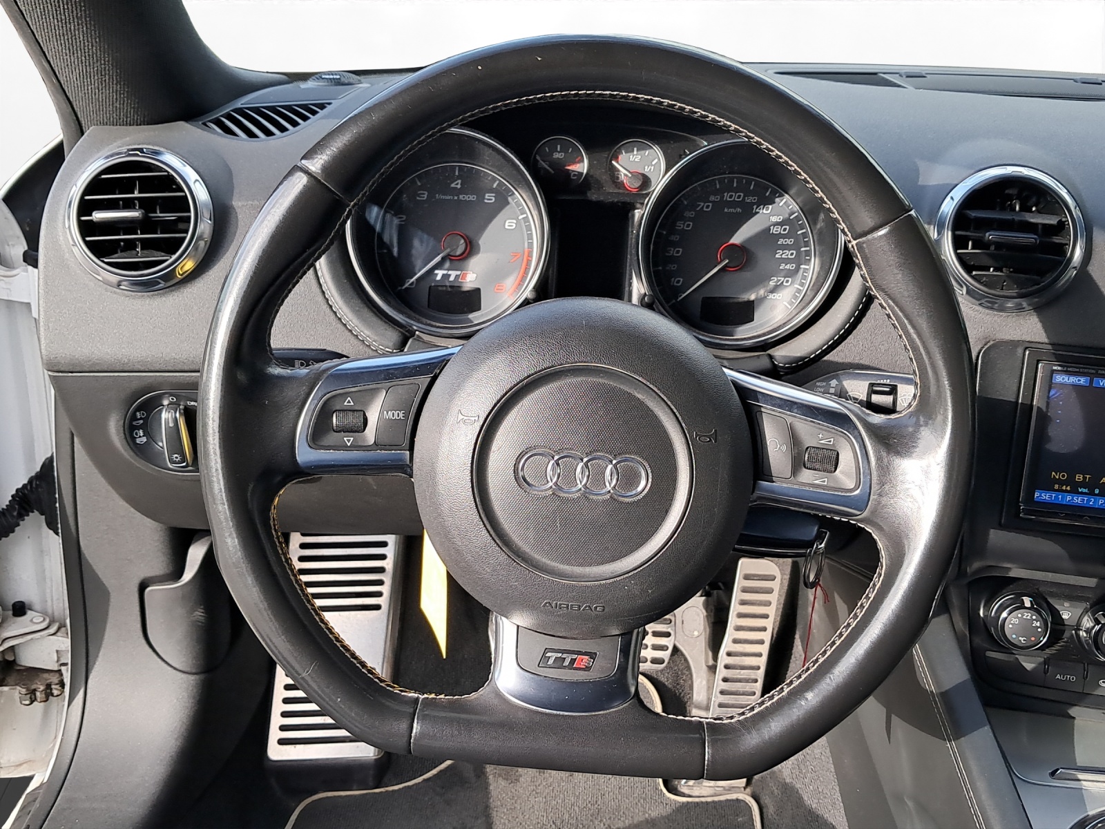 AUDI TT Coupé 2.0 TFSI-image-9
