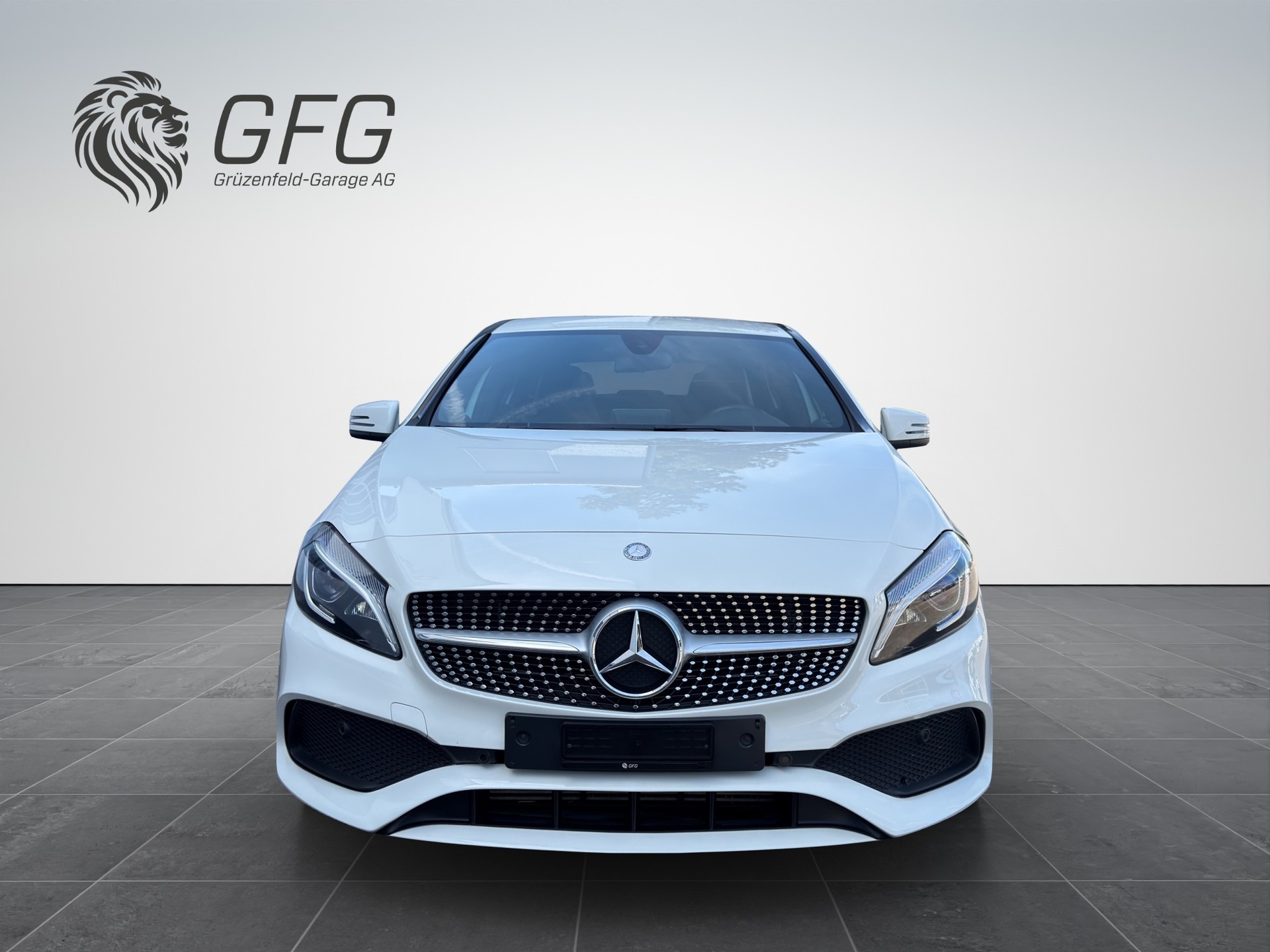 MERCEDES-BENZ A-Klasse W176 A 180 AMG Line-showroom-element-1