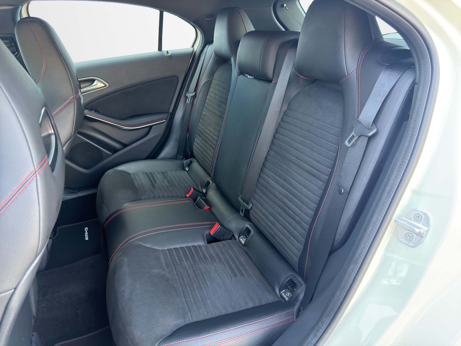 MERCEDES-BENZ A-Klasse W176 A 180 AMG Line-image-7