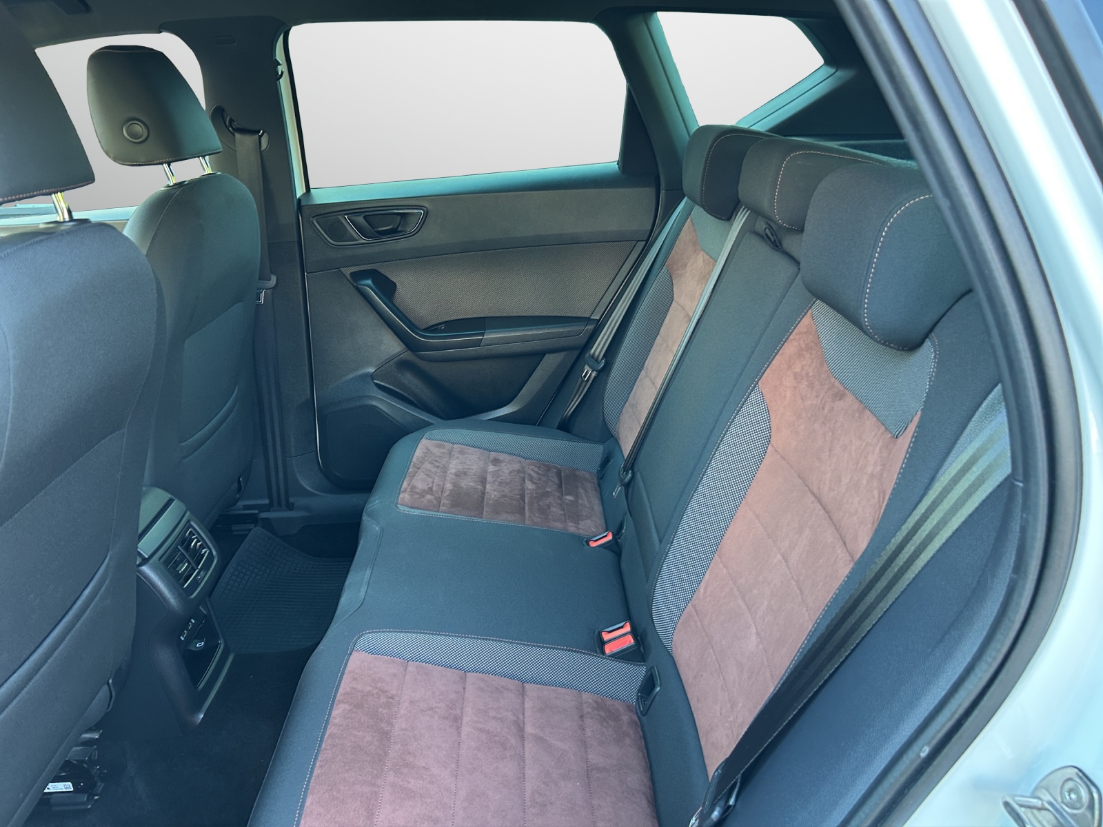 SEAT Ateca 1.4 TSI Xcellence DSG-image-6