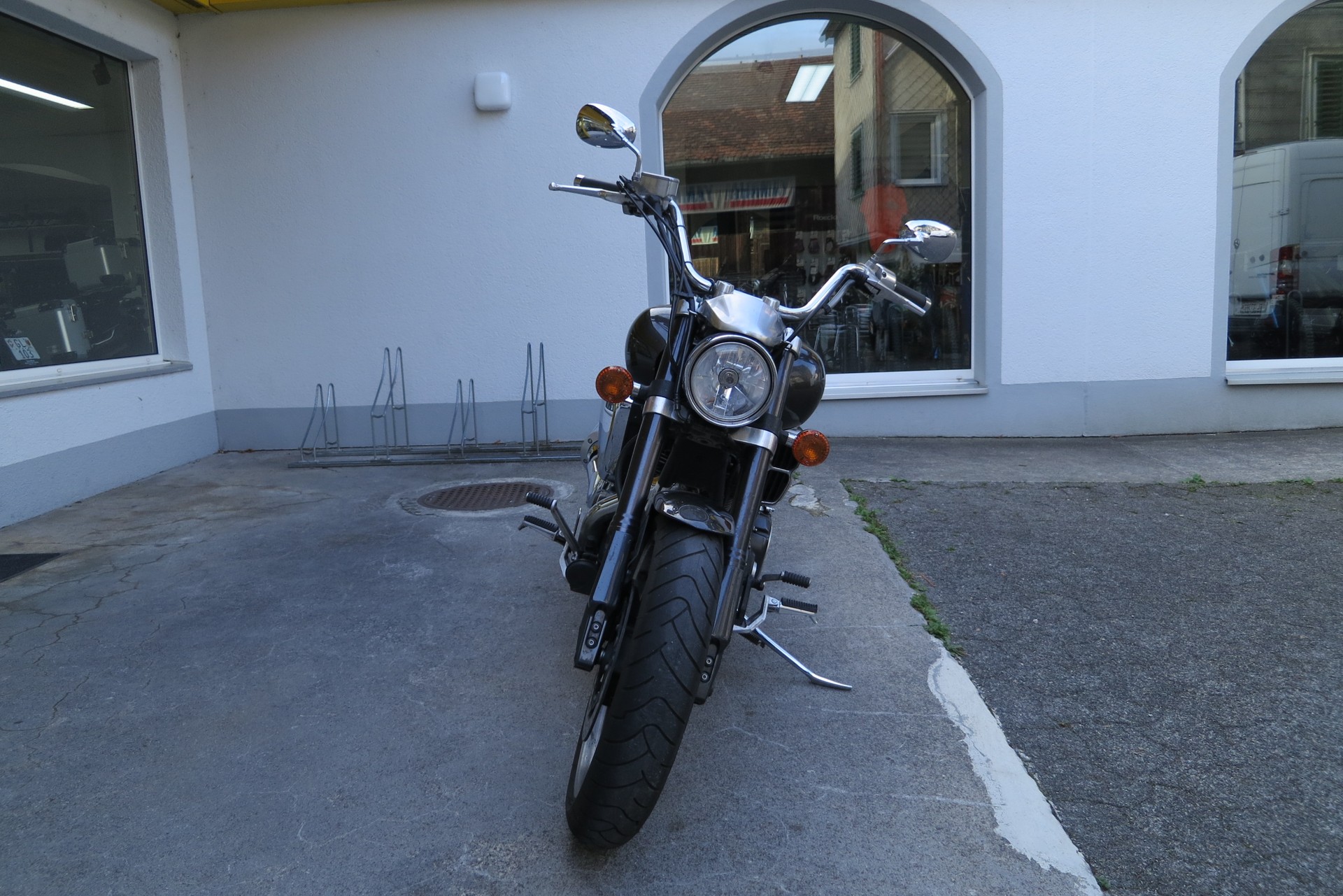 YAMAHA XV 1700 Warrior-image-1