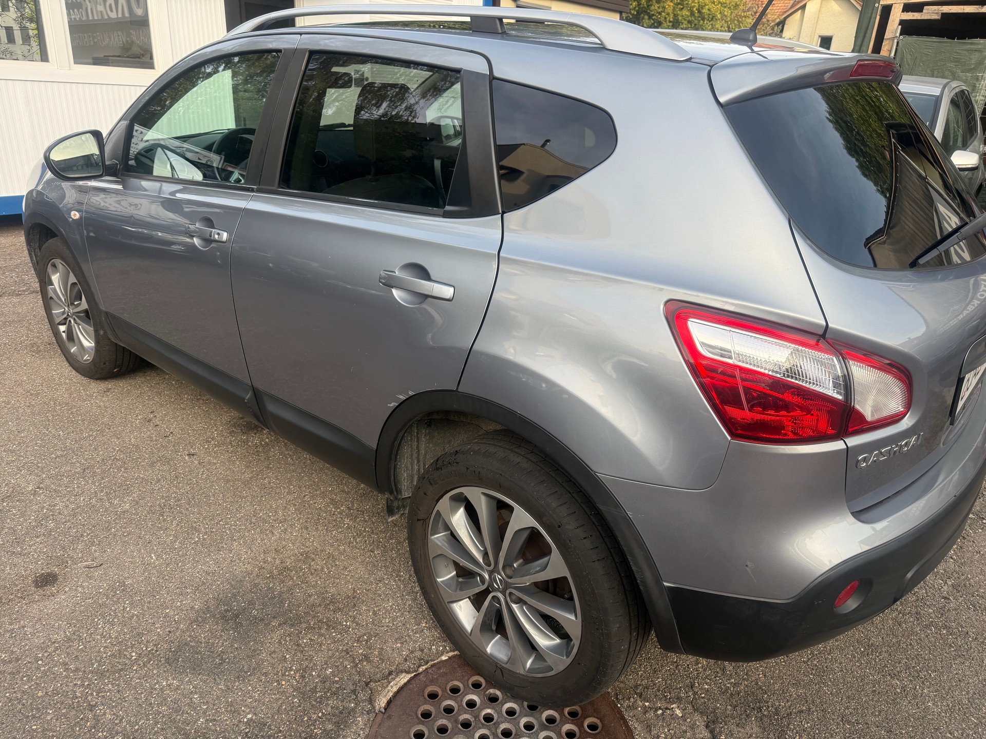 NISSAN Qashqai 2.0 dCi acenta-image-4