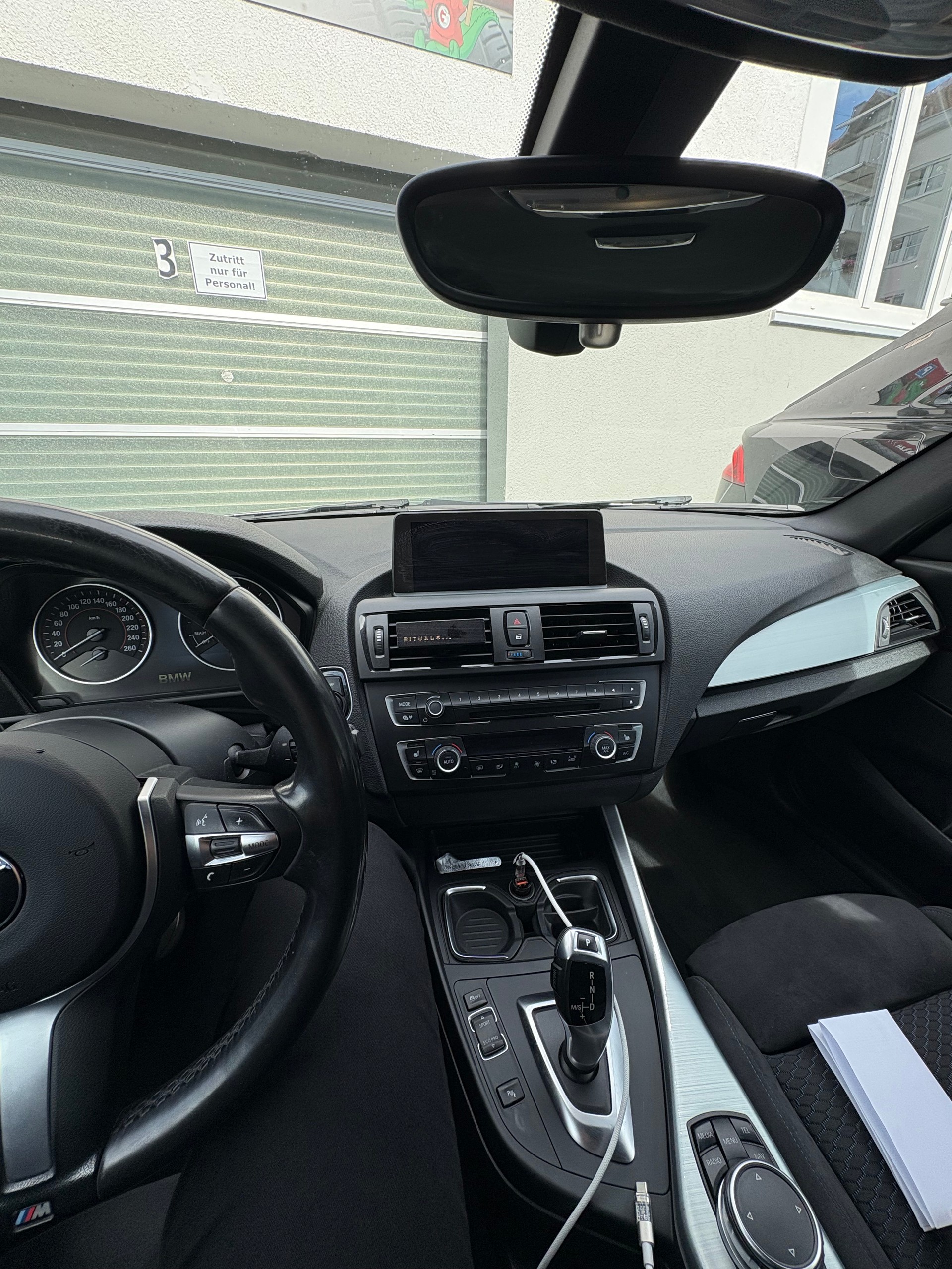 BMW 120d M Sport Steptronic-image-2