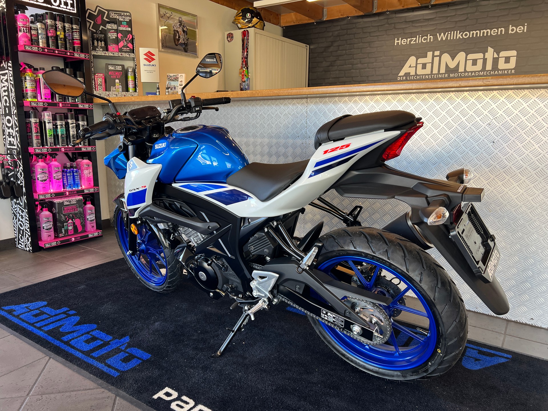 SUZUKI GSX-S 125-image-4