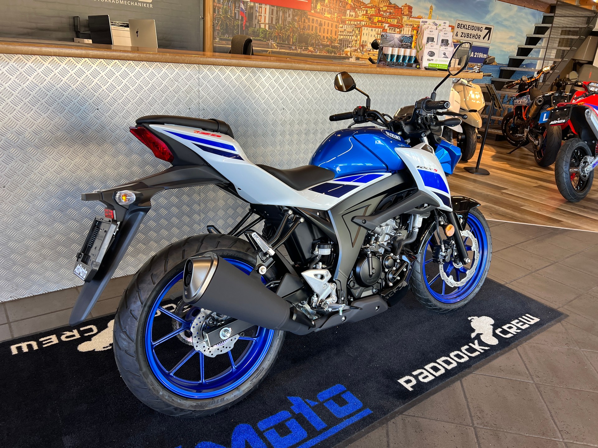 SUZUKI GSX-S 125-image-2