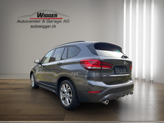 BMW X1 xDrive 18d Sport Line-image-1