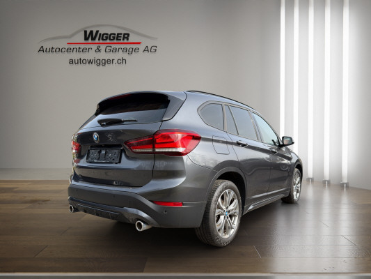 BMW X1 xDrive 18d Sport Line-image-3