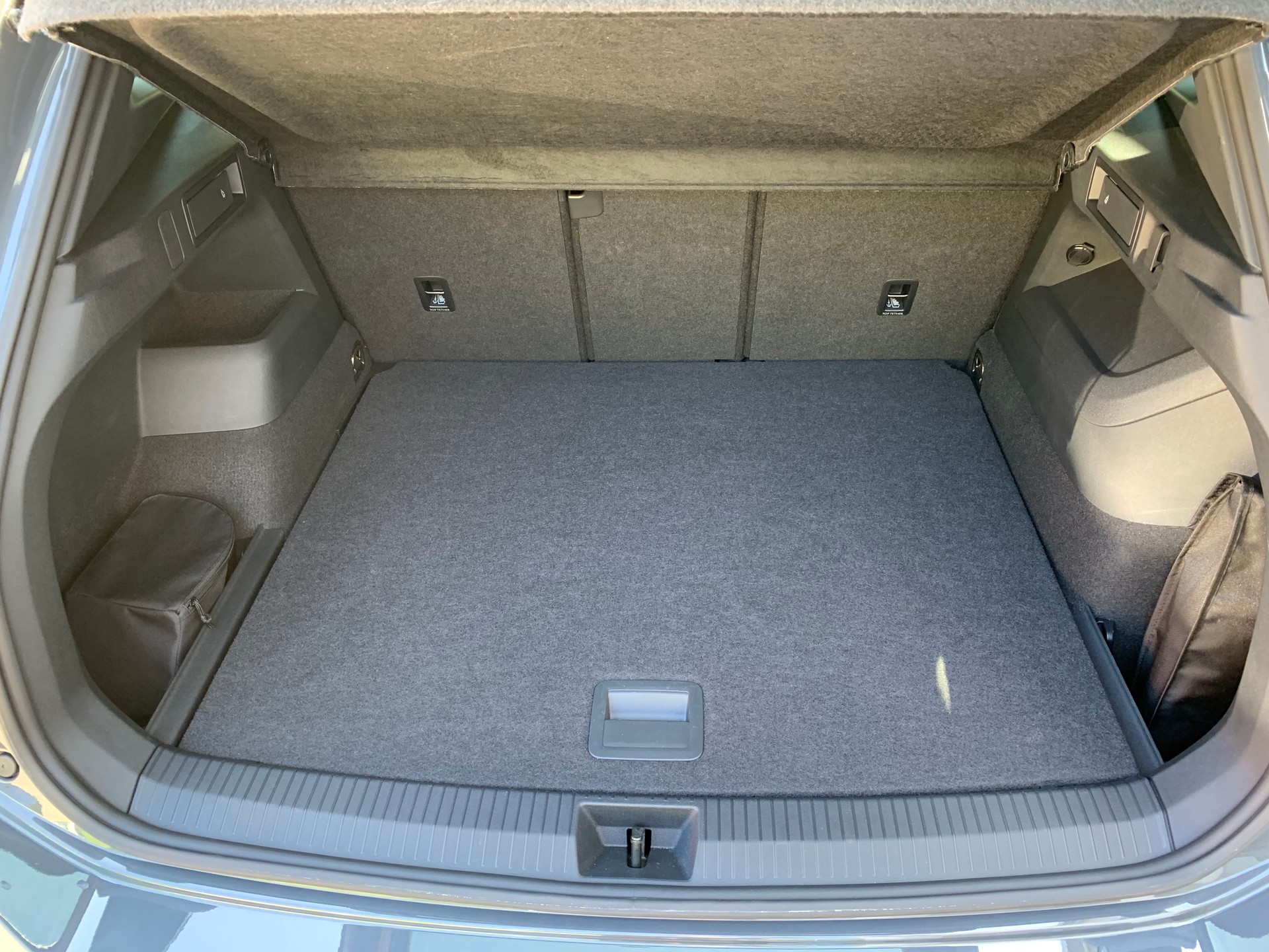VW Tiguan 2.0 TDI SCR R-Line 4Motion DSG-image-20