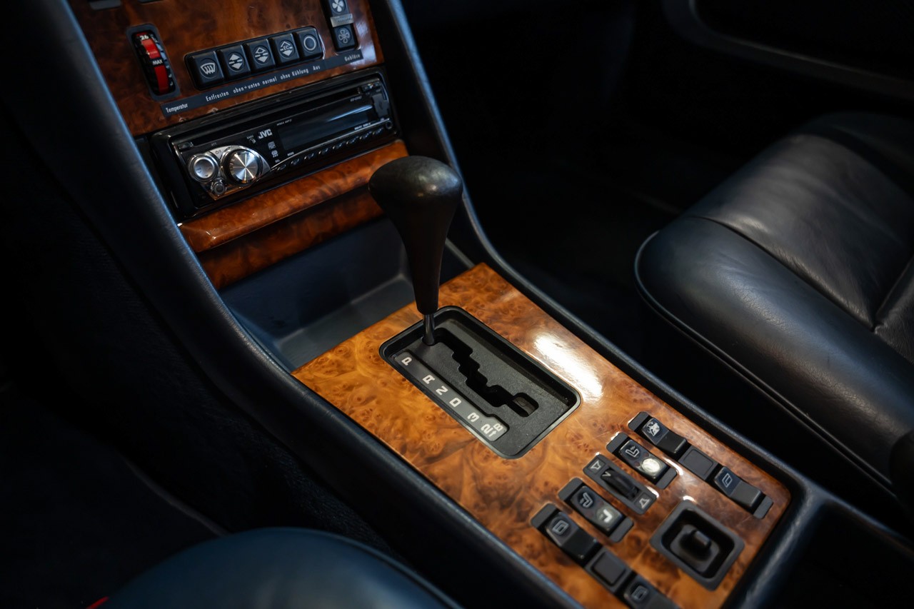 MERCEDES-BENZ 500 SEC Automatic-image-21