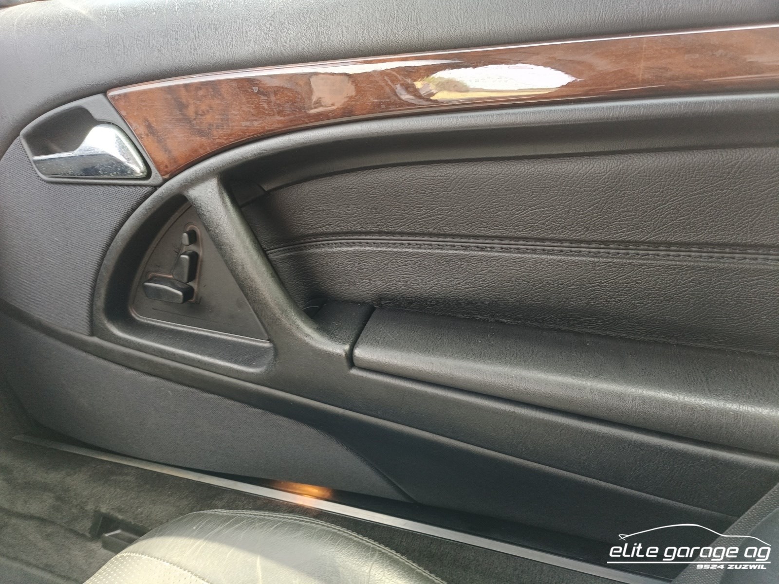 MERCEDES-BENZ SL 320-image-8