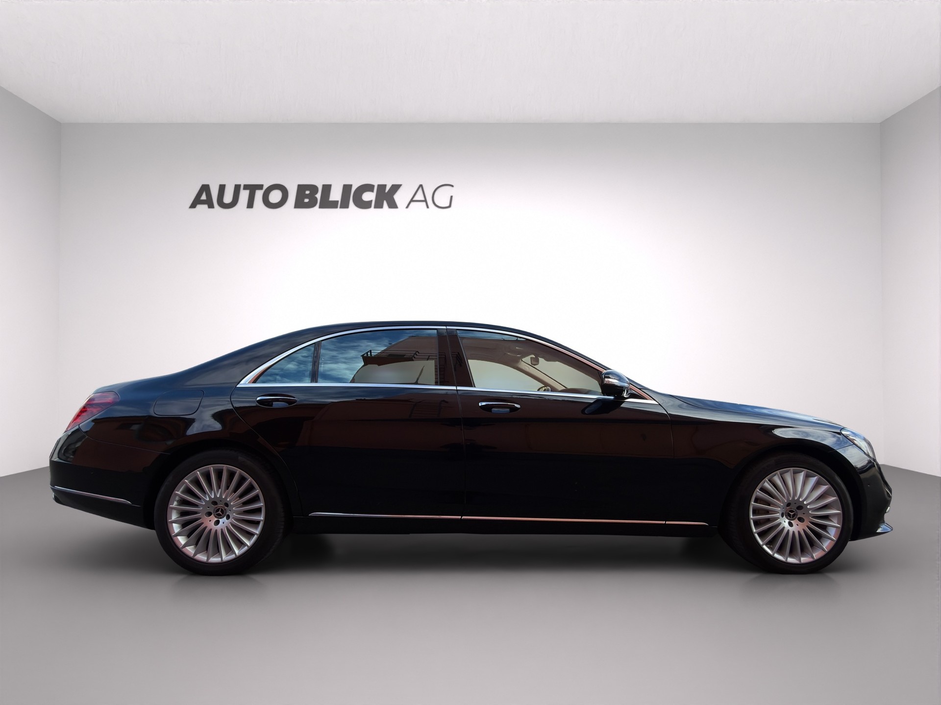 MERCEDES-BENZ S 560 L 4Matic 9G-Tronic-image-4