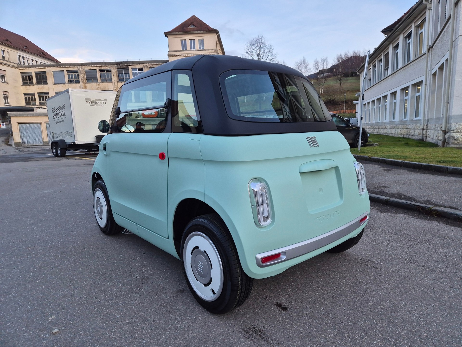 FIAT Topolino-showroom-element-2
