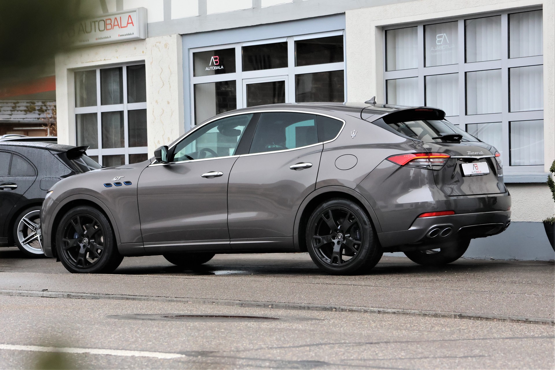 MASERATI Levante 2.0 MHEV GT Hybrid Automatica (CH) + 2.7T AHK-image-4