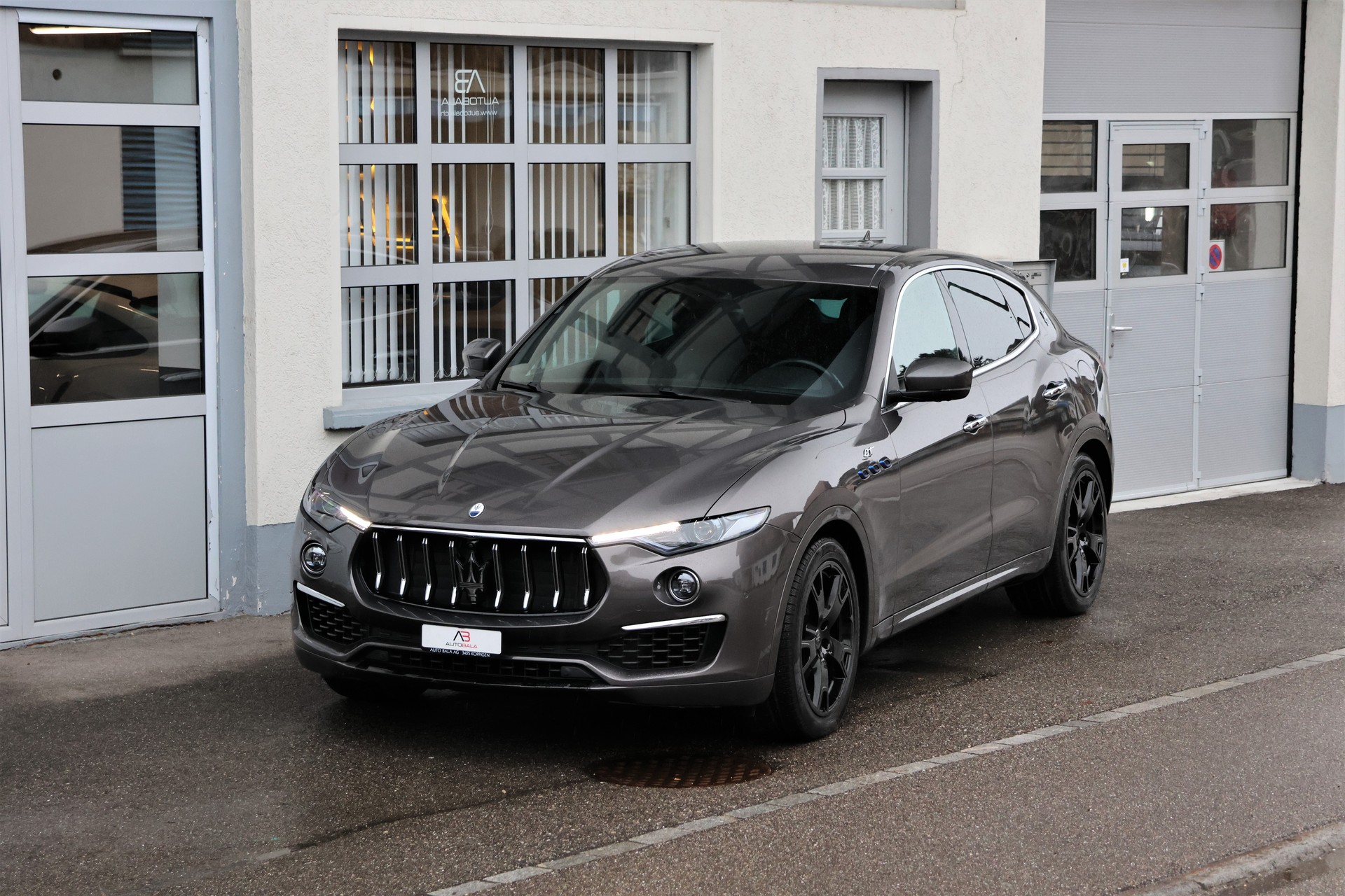 MASERATI Levante 2.0 MHEV GT Hybrid Automatica (CH) + 2.7T AHK
