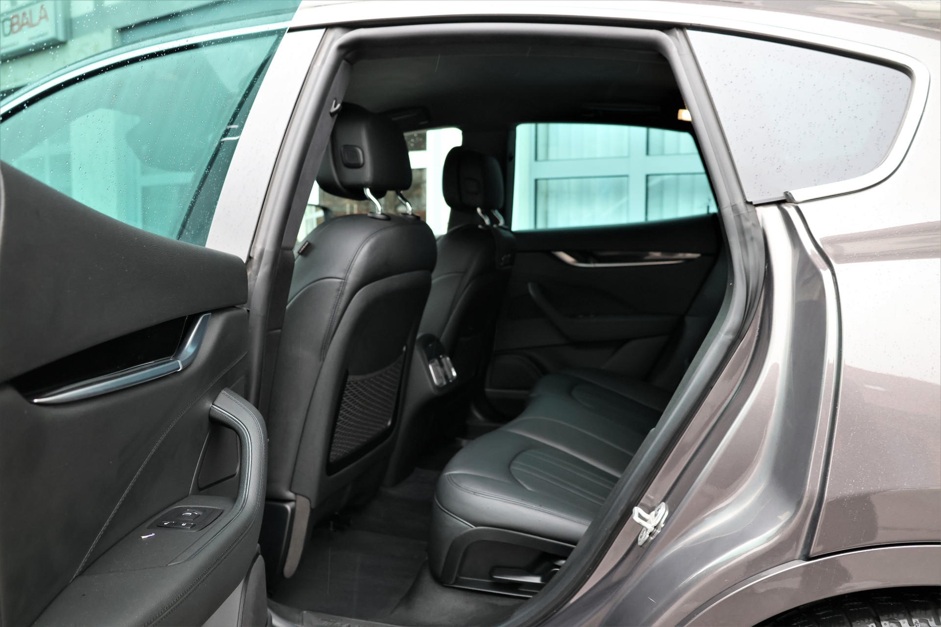 MASERATI Levante 2.0 MHEV GT Hybrid Automatica (CH) + 2.7T AHK-image-13