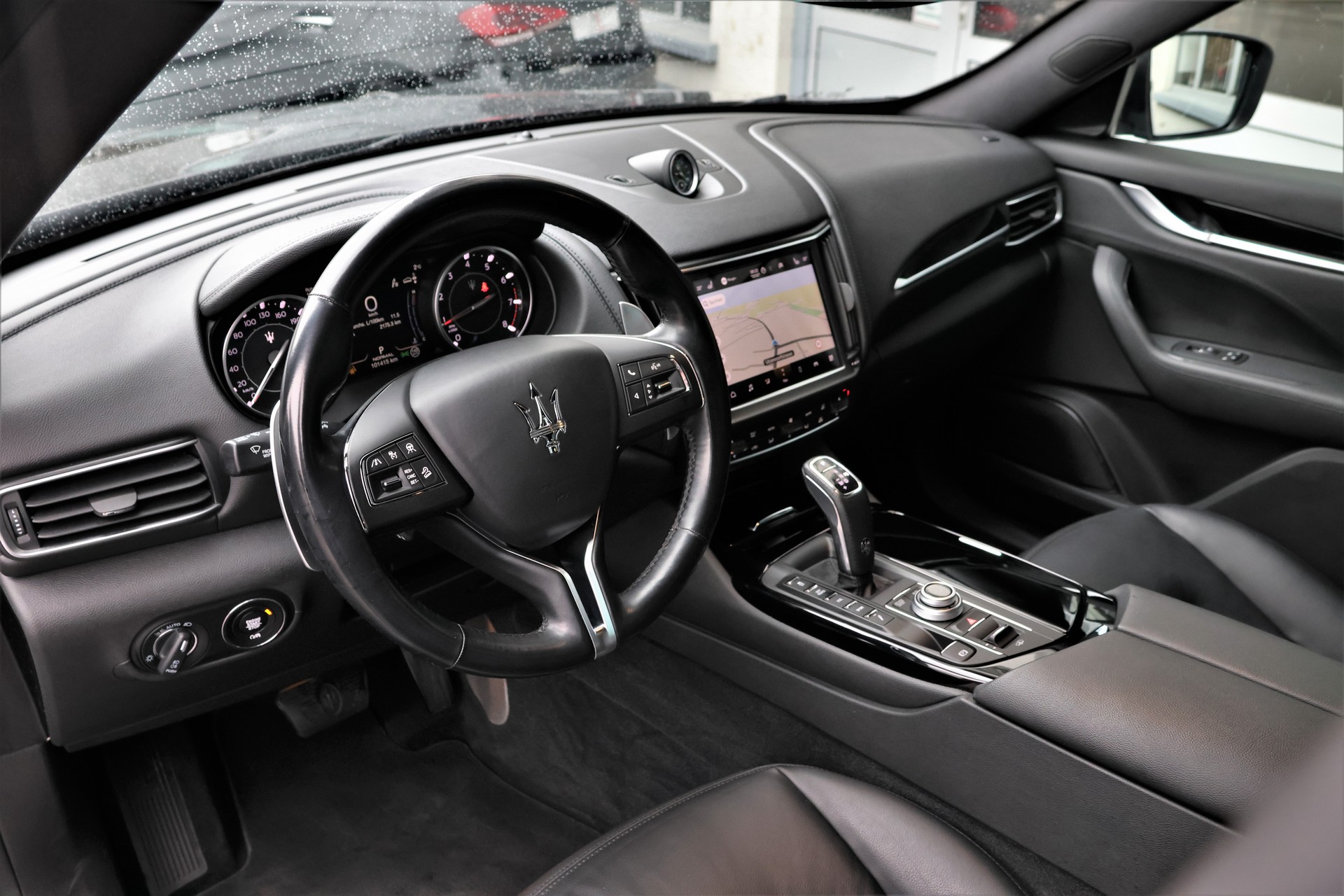 MASERATI Levante 2.0 MHEV GT Hybrid Automatica (CH) + 2.7T AHK-image-11