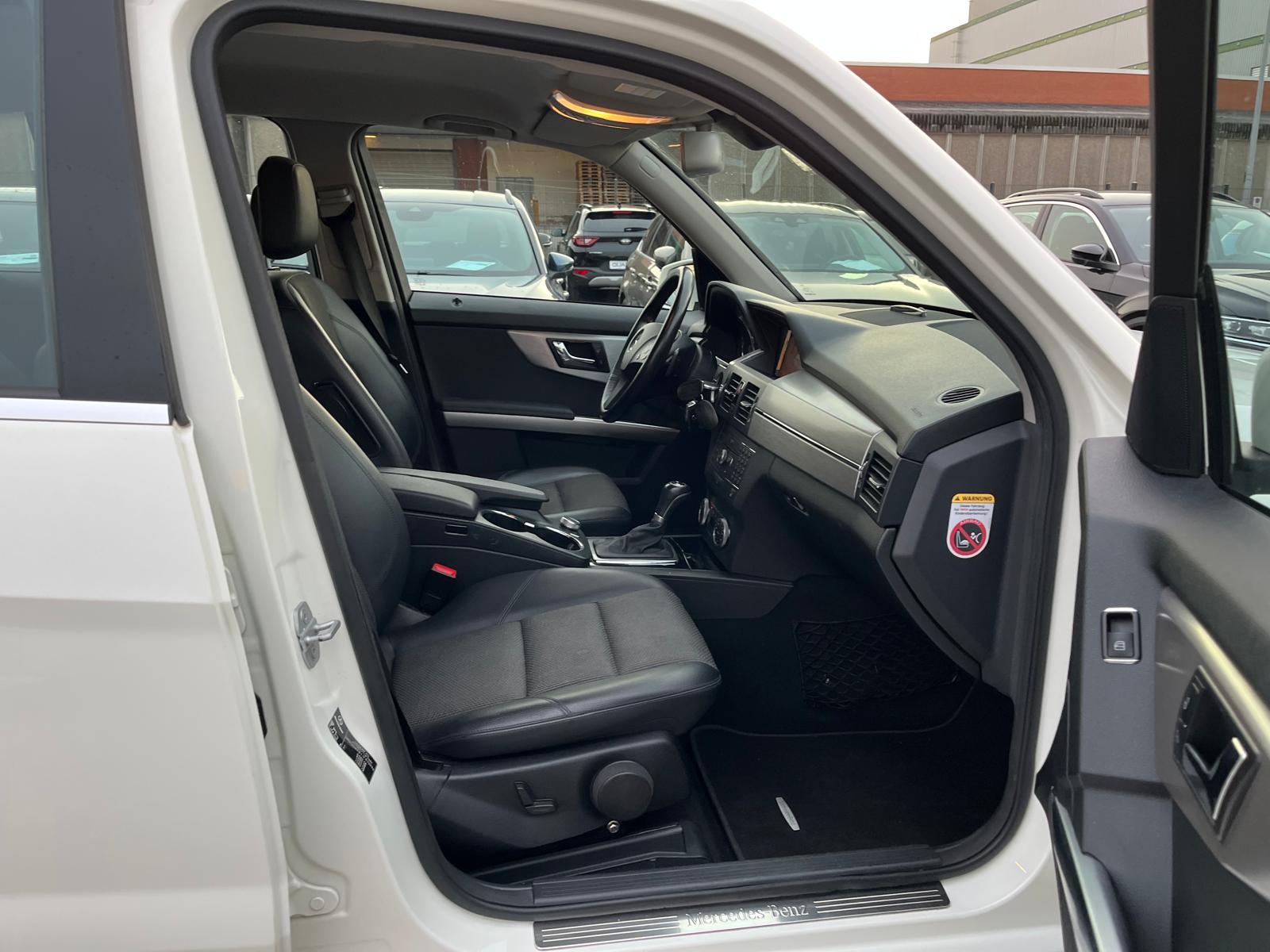 MERCEDES-BENZ GLK 300 V6 4matic-image-9