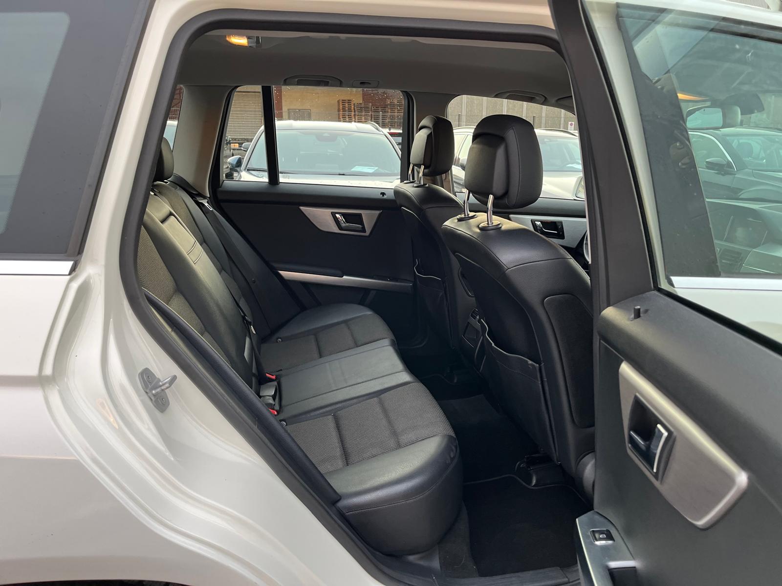 MERCEDES-BENZ GLK 300 V6 4matic-image-10