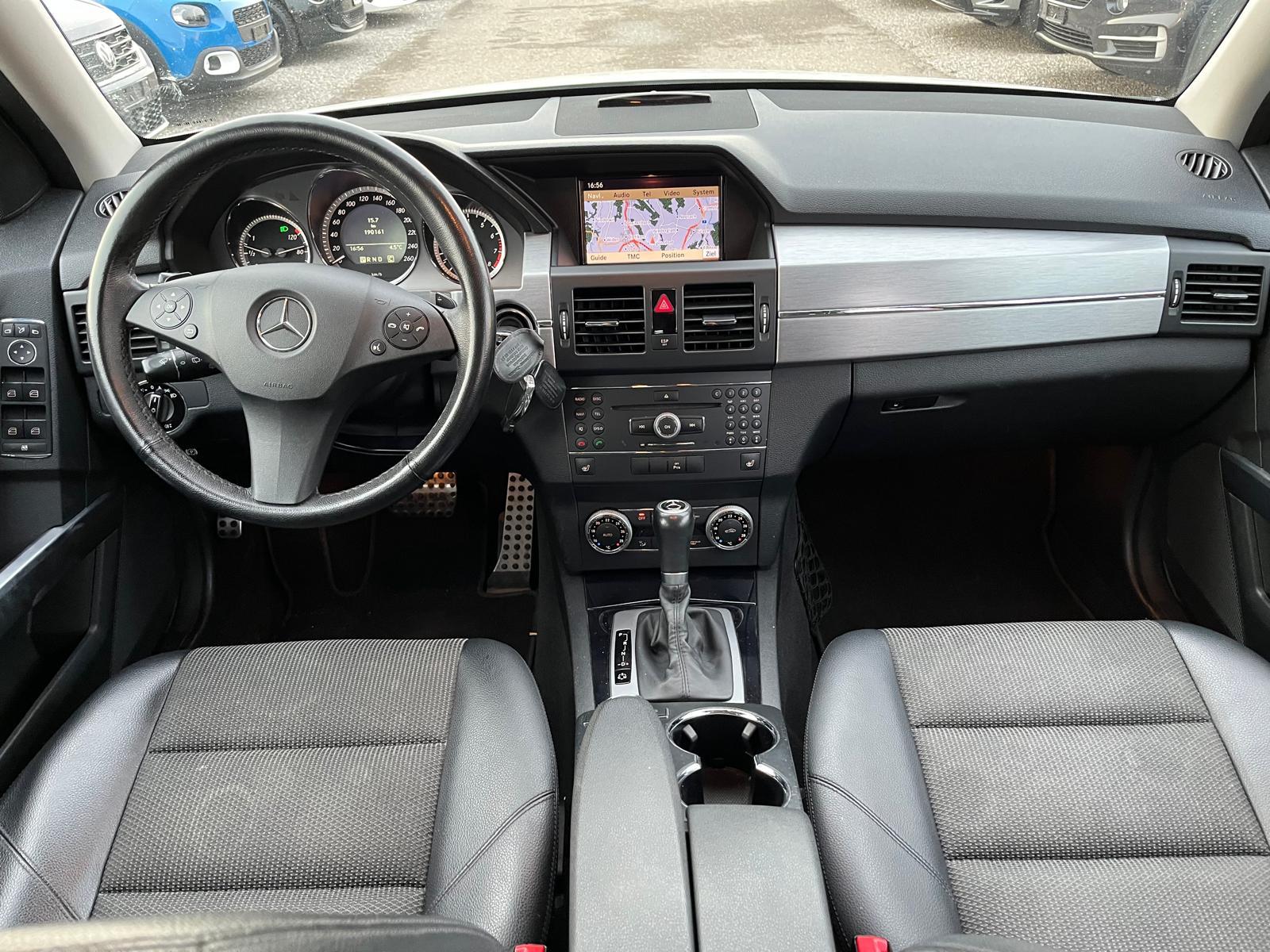 MERCEDES-BENZ GLK 300 V6 4matic-image-8