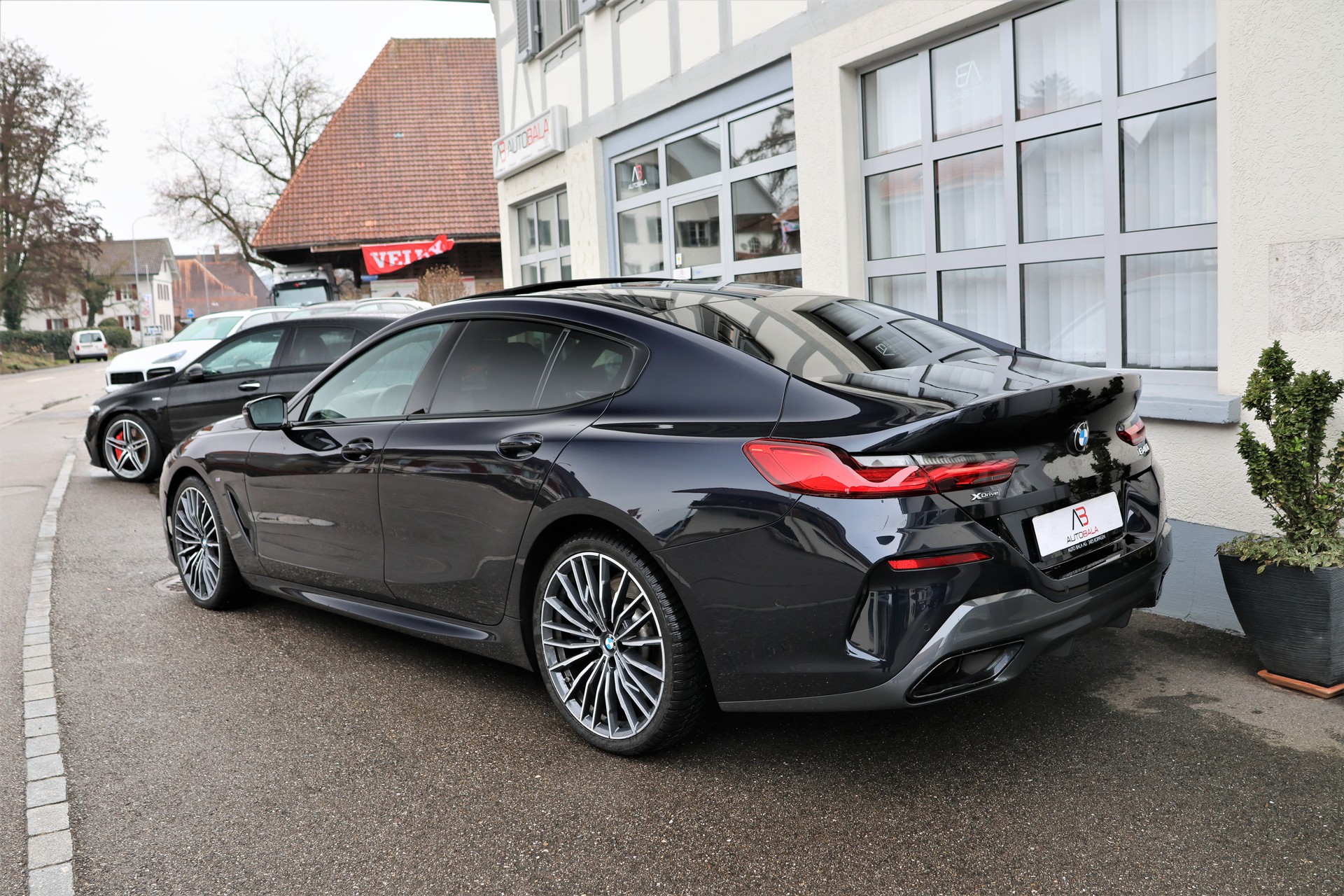 BMW 840i xDrive M Sport Steptronic-image-6