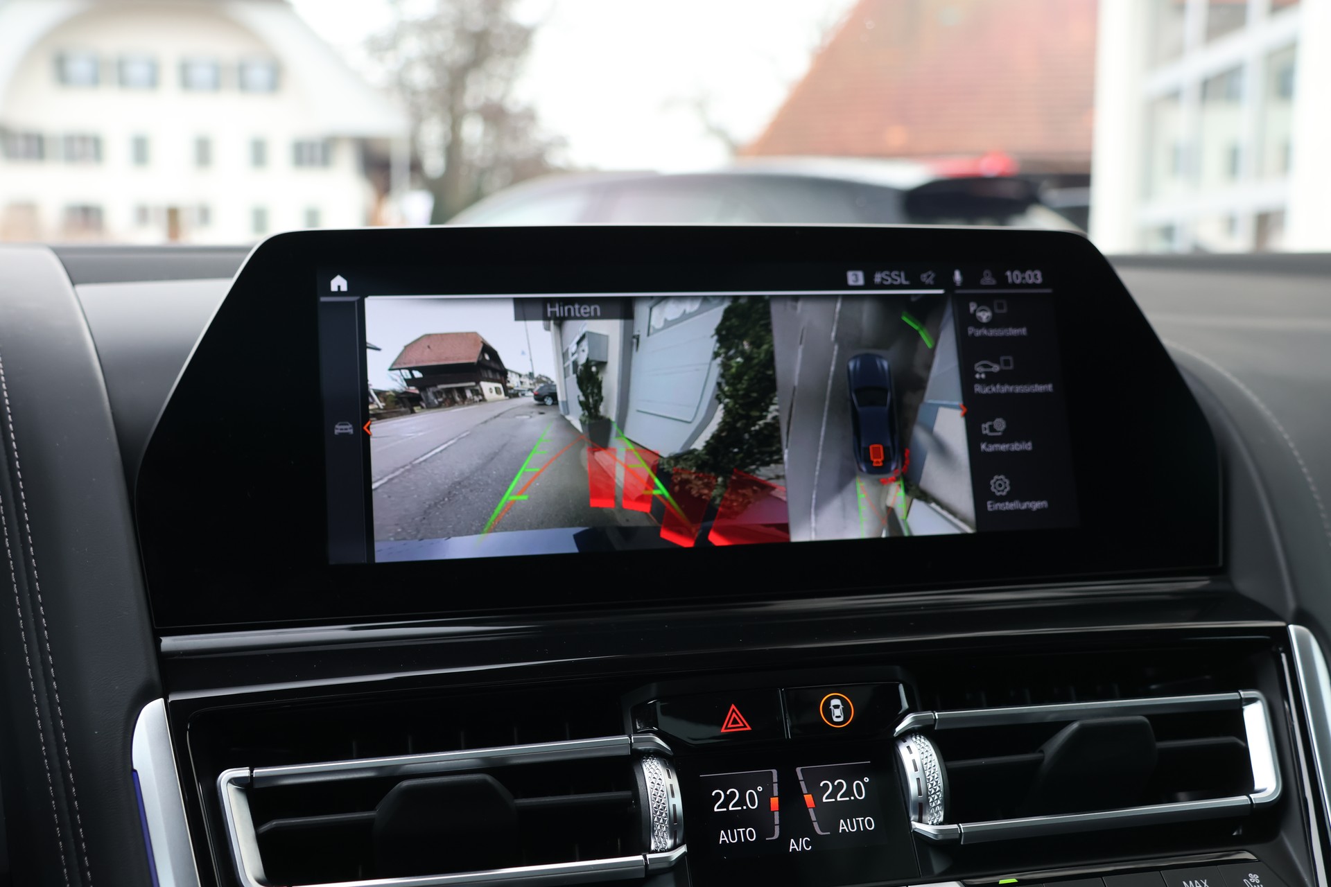 BMW 840i xDrive M Sport Steptronic-image-24