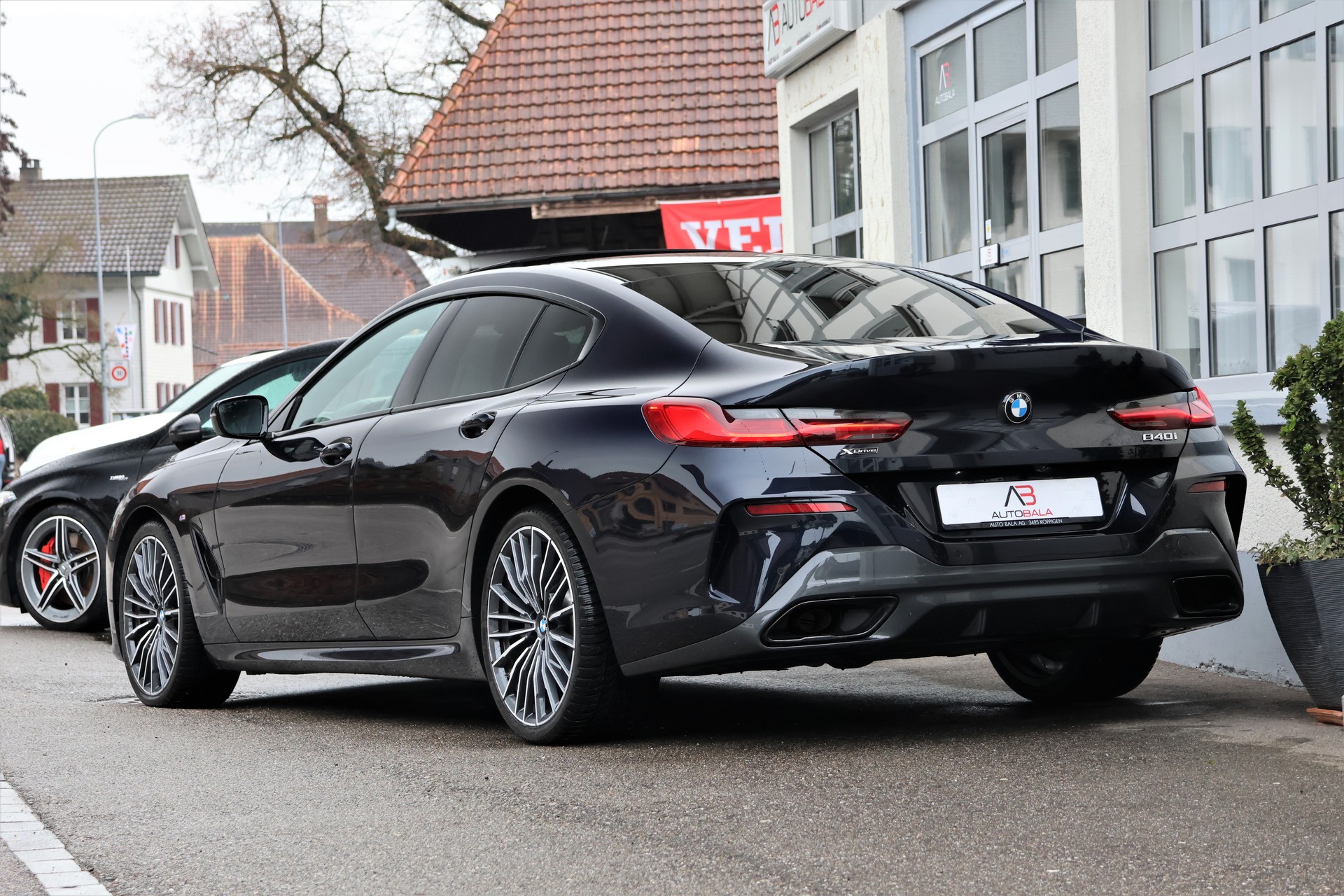 BMW 840i xDrive M Sport Steptronic-showroom-element-2