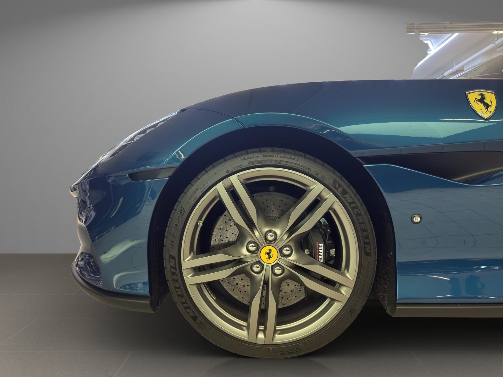 FERRARI Portofino M 3.9 Turbo-image-18
