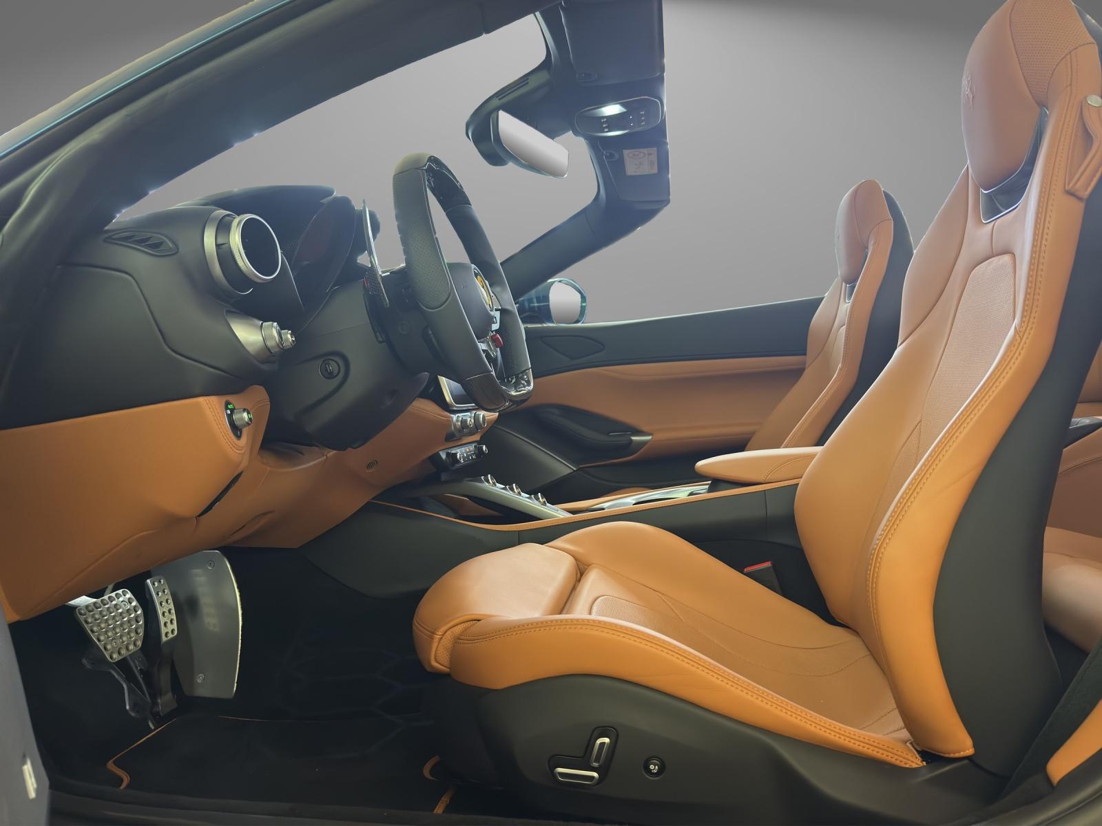 FERRARI Portofino M 3.9 Turbo-image-9