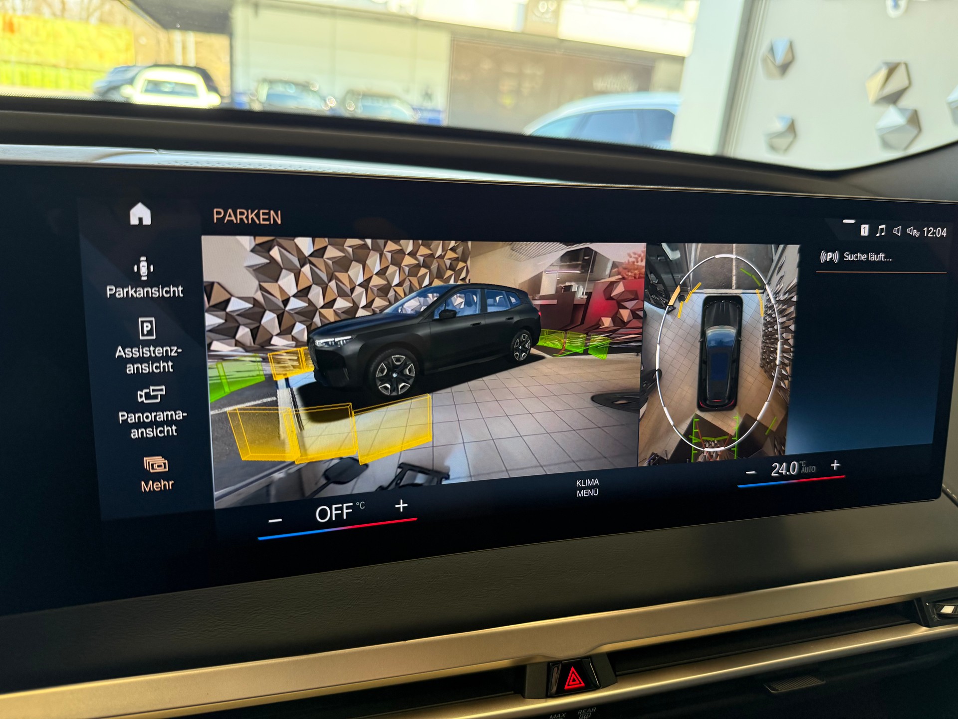BMW iX xDrive40 Launch Edition | SOH 99.98%-image-16