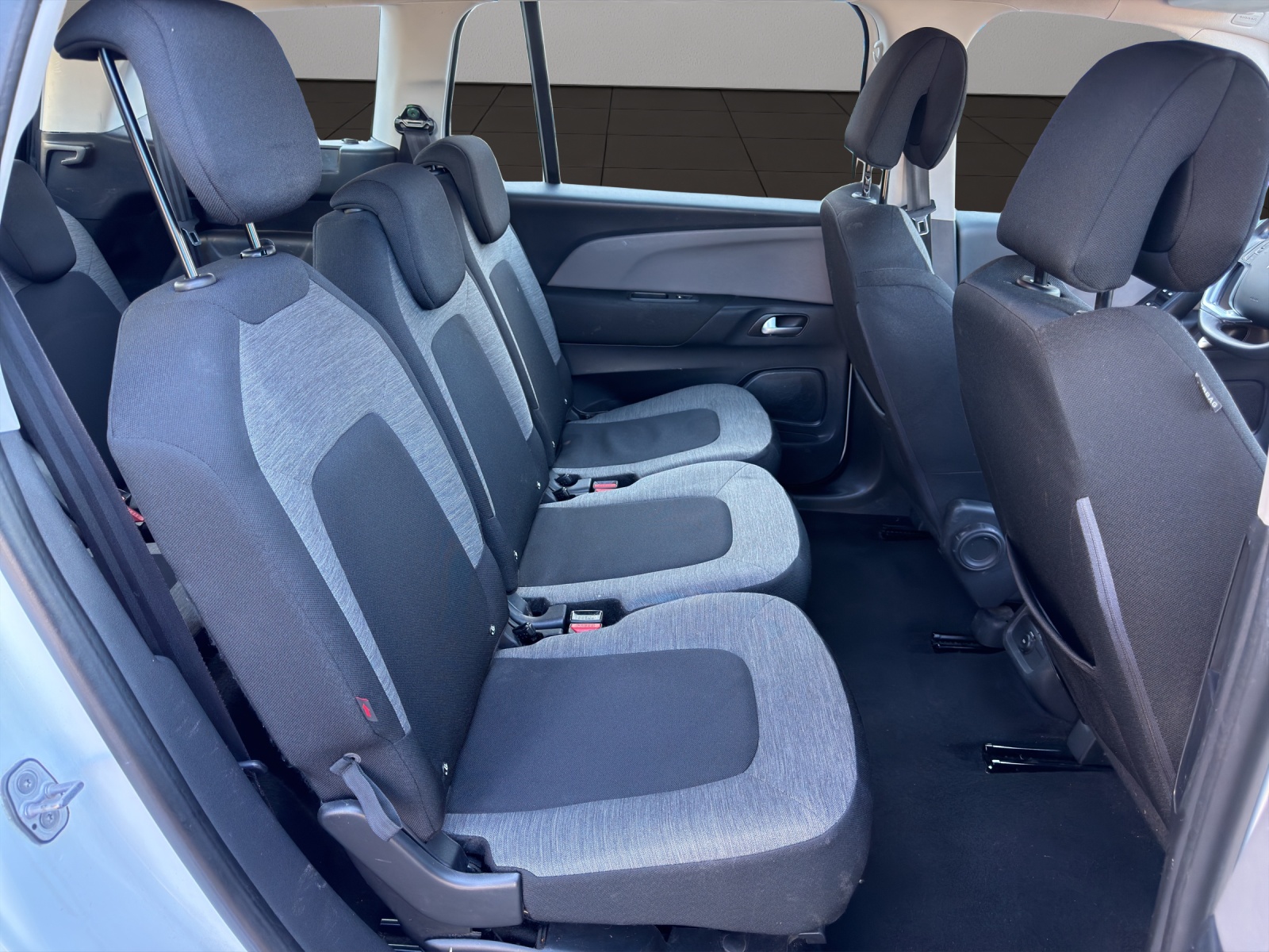 CITROEN Grand C4 Picasso 1.2 Pure Tech Shine-image-17