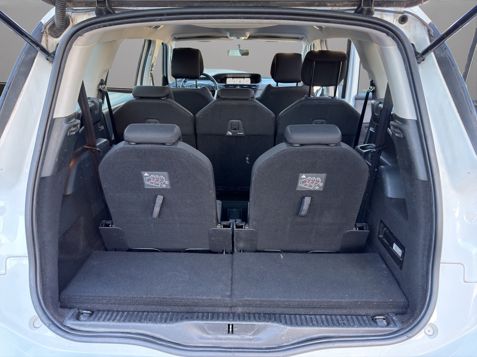 CITROEN Grand C4 Picasso 1.2 Pure Tech Shine-image-18