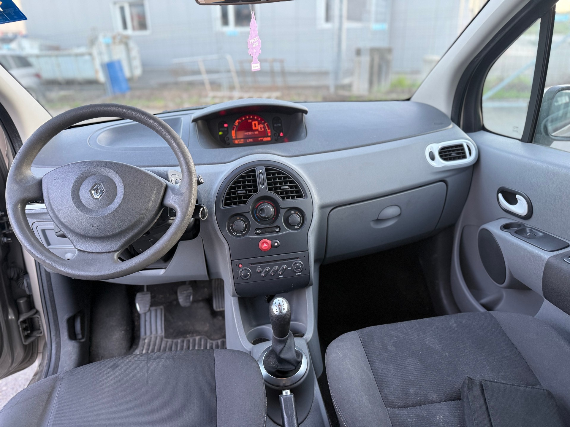 RENAULT Modus 1.2 16V T Yahoo-image-5