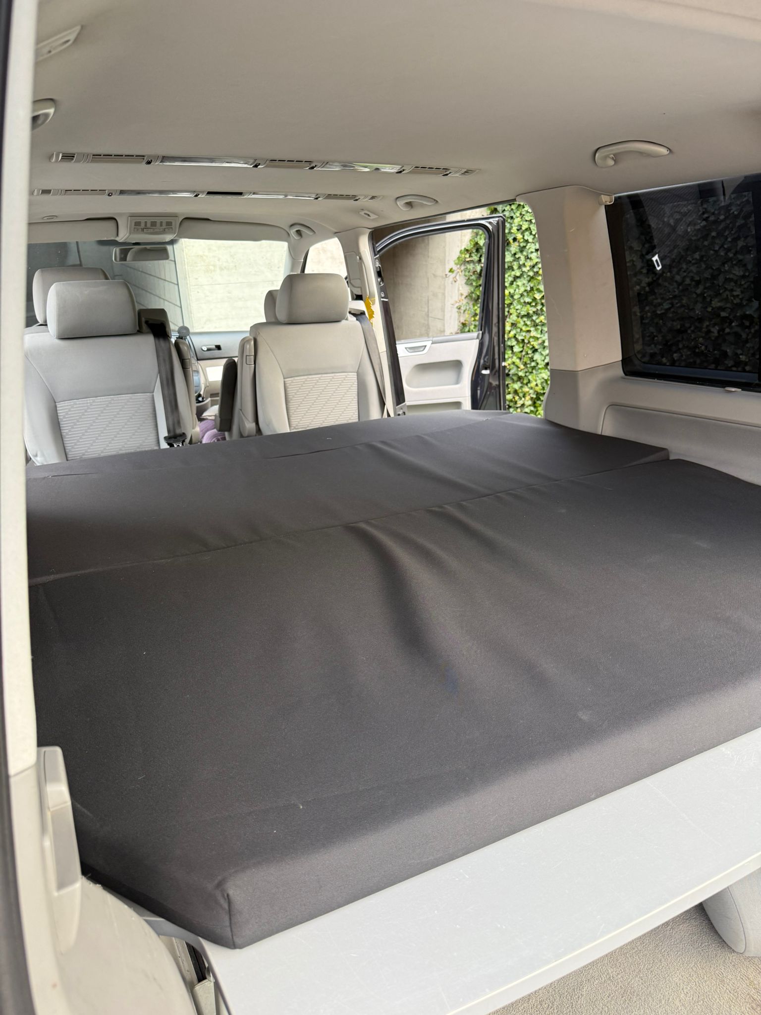 VW T5 Multivan 2.0 TDI CR Comfortline 4Motion-image-7