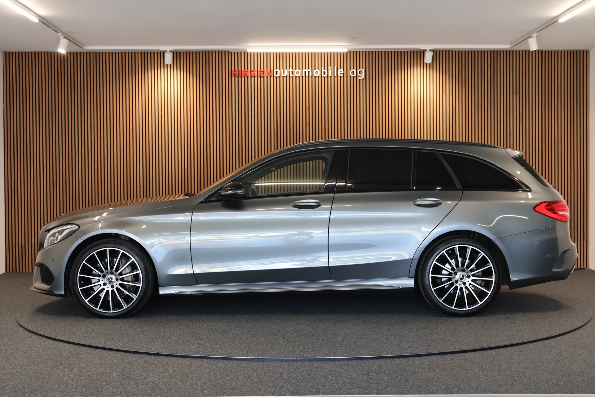 MERCEDES-BENZ C 250 d AMG Line 4Matic 9G-Tronic-showroom-element-1