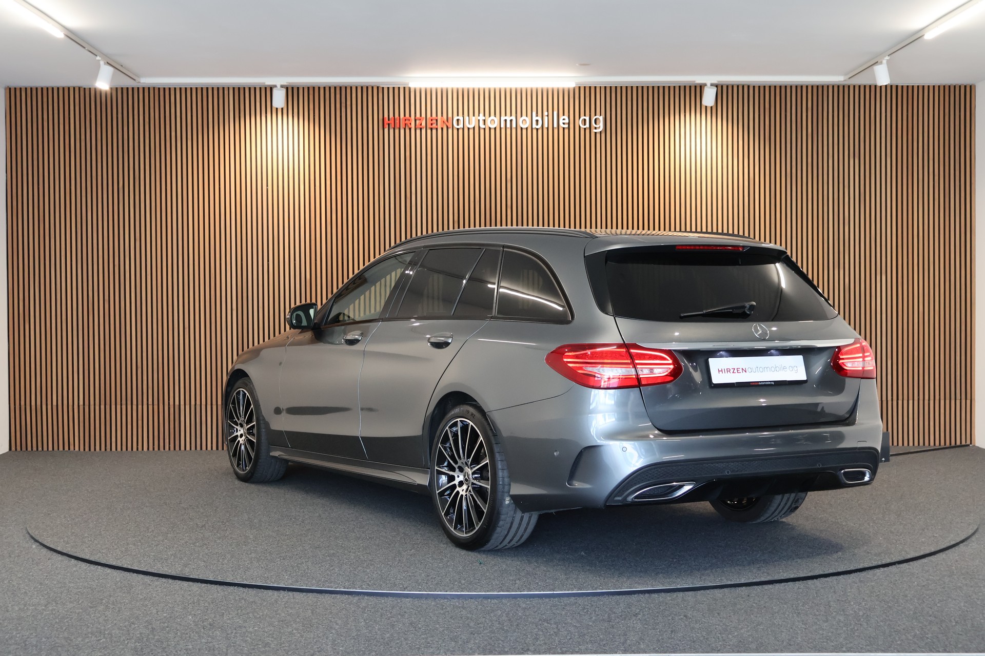 MERCEDES-BENZ C 250 d AMG Line 4Matic 9G-Tronic-showroom-element-2