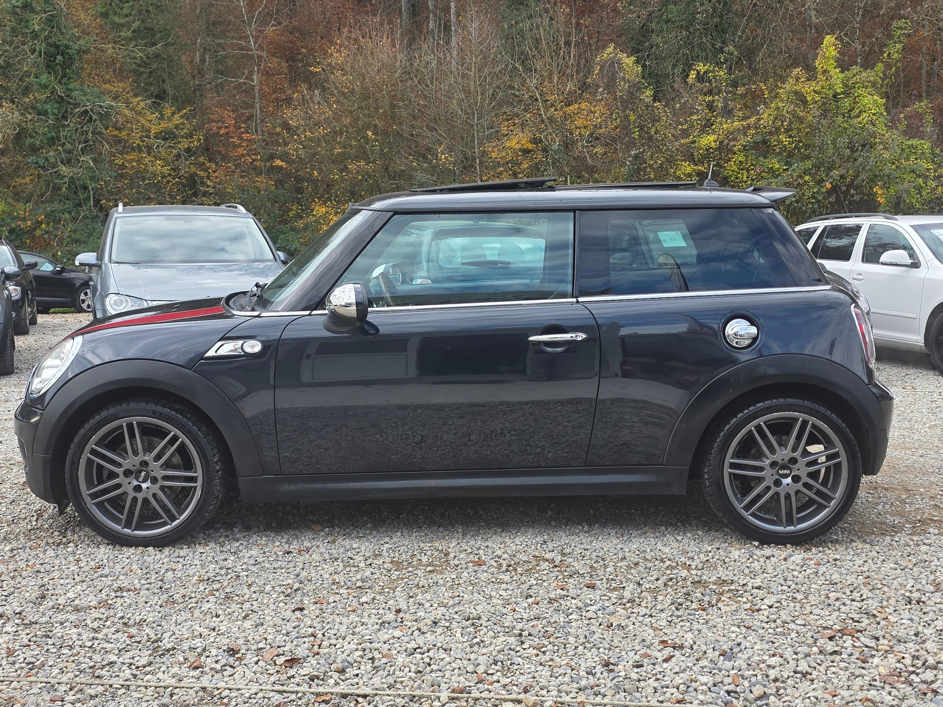MINI Cooper S Frisch ab MFK / Frisch ab Service / Garantie / Lieferung Inklsuive-showroom-element-1