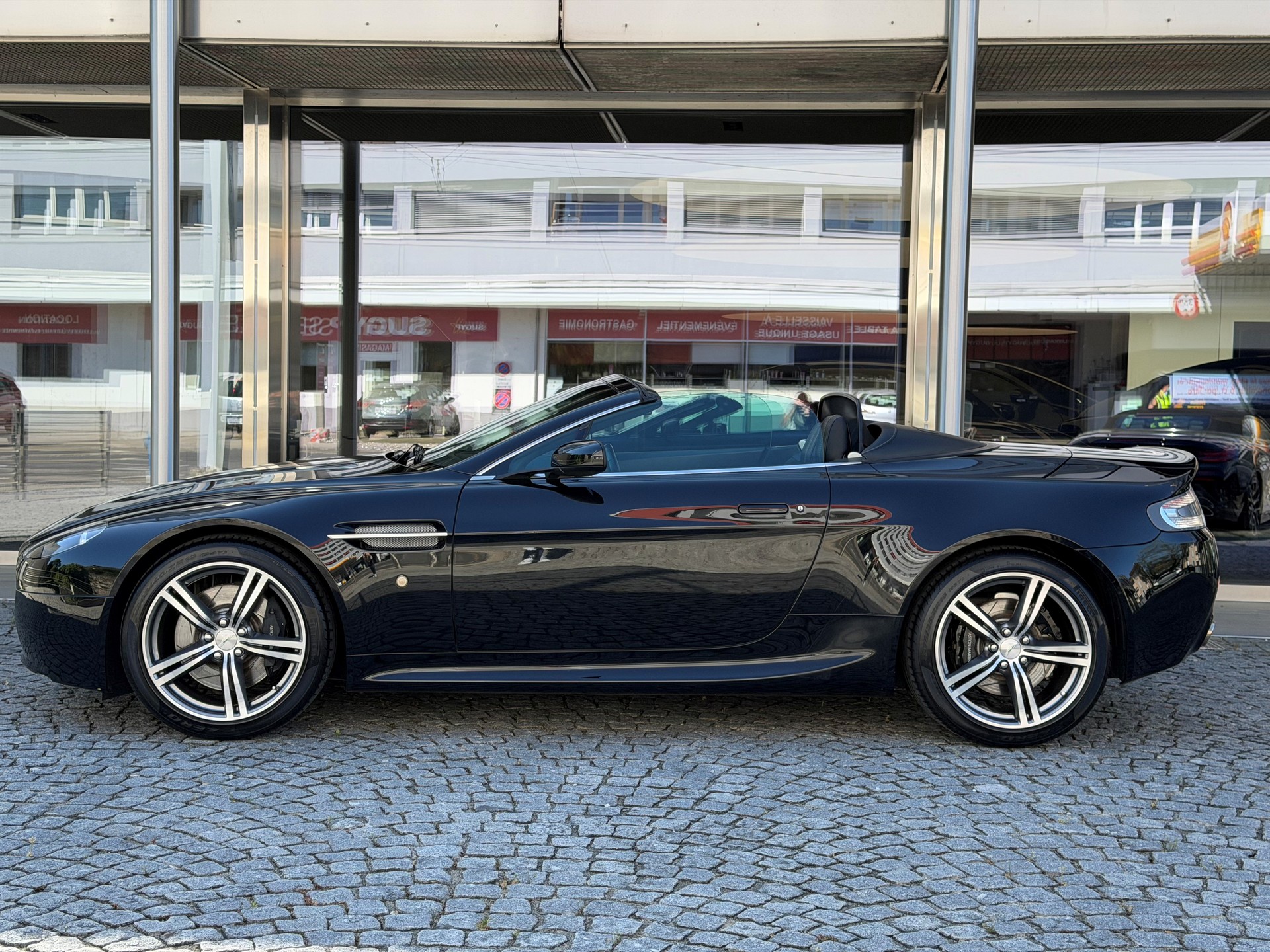 ASTON MARTIN V8 Vantage 4.3 N400-image-2