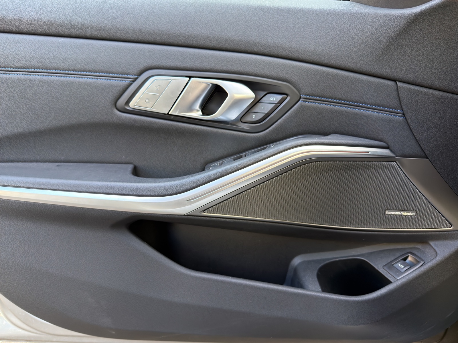 BMW M340i xDrive Touring-image-19